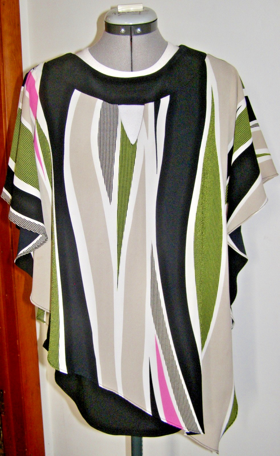VINTAGE JOSEPH RIBKOFF HEAVY CREPE ASSYMETRICAL LAYERED BLOUSE-“V”SHAPED CUT-OUT
