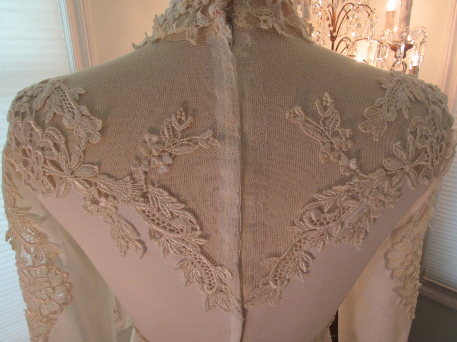 Vintage 1970’s Wedding Dress/Veil Original Owner GVC