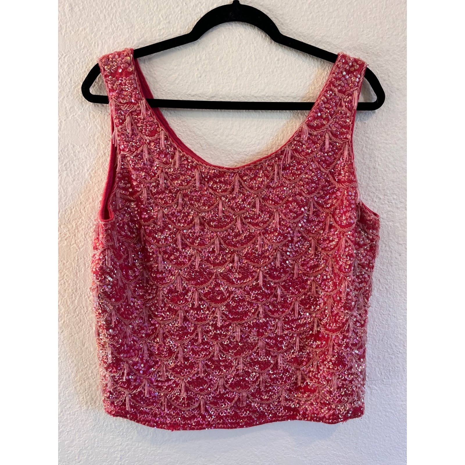 Sequin Tassel Zephyr Wool Vintage Med Hot Pink Mermaid Scale Beaded Tank Top