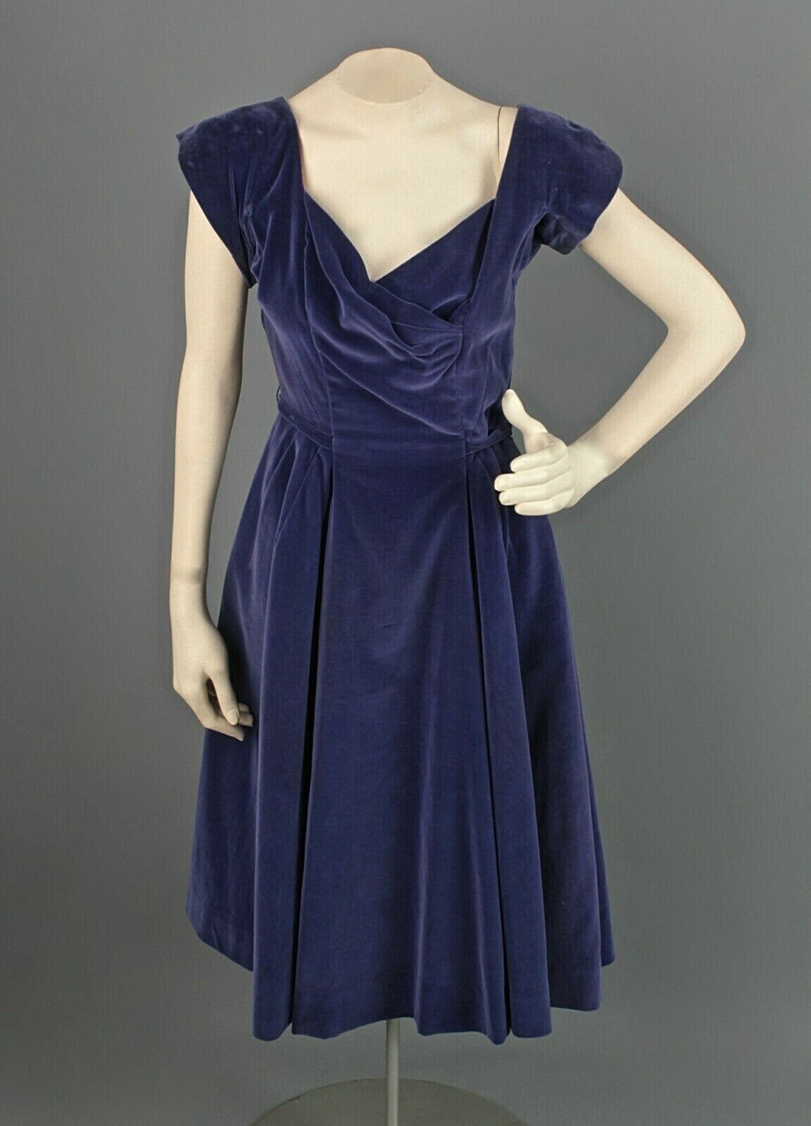 VTG Women’s 50s Purple Velvet Cocktail Dress Sz XS 1950s