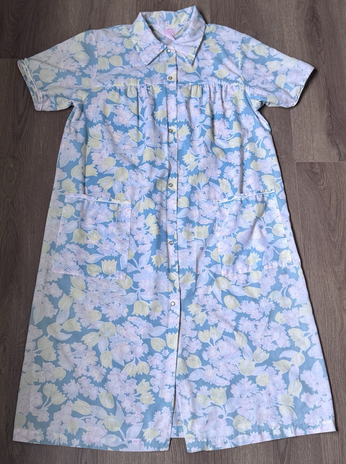 Vintage Coffee Casual Floral Muumuu House Dress Snap Front Pastel Women’s Sz M