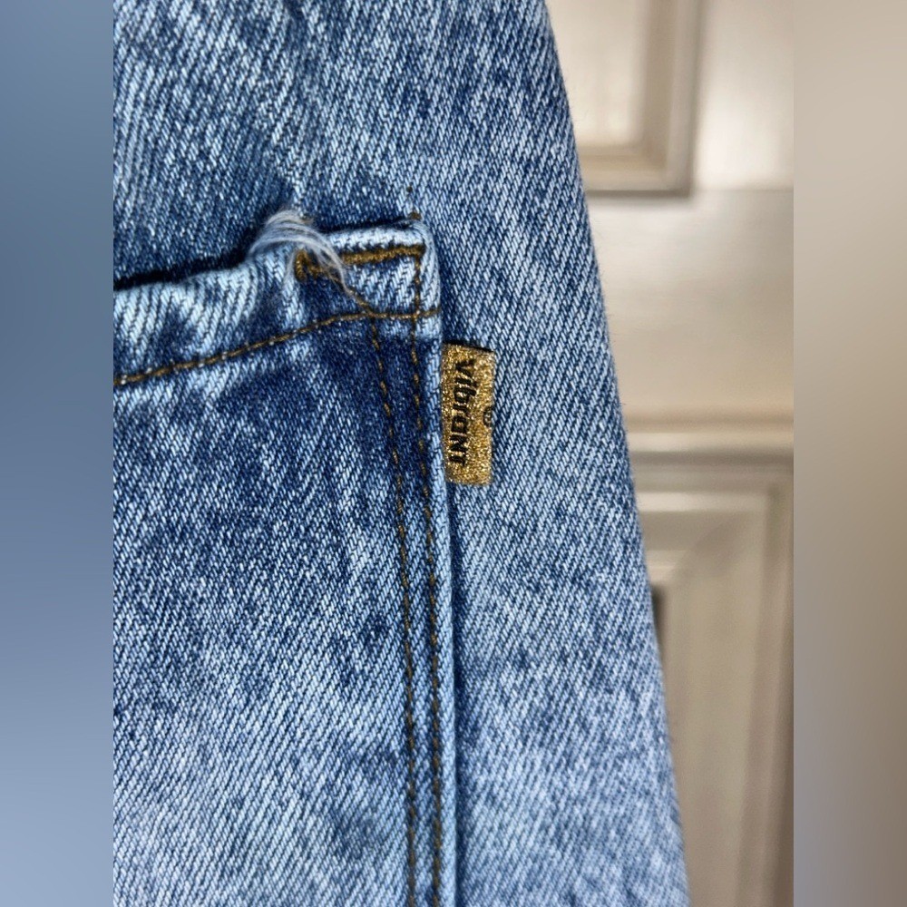 Vibrant M.I.U. Wide Leg Jeans 9 Distressed Indie Sleaze Grunge
