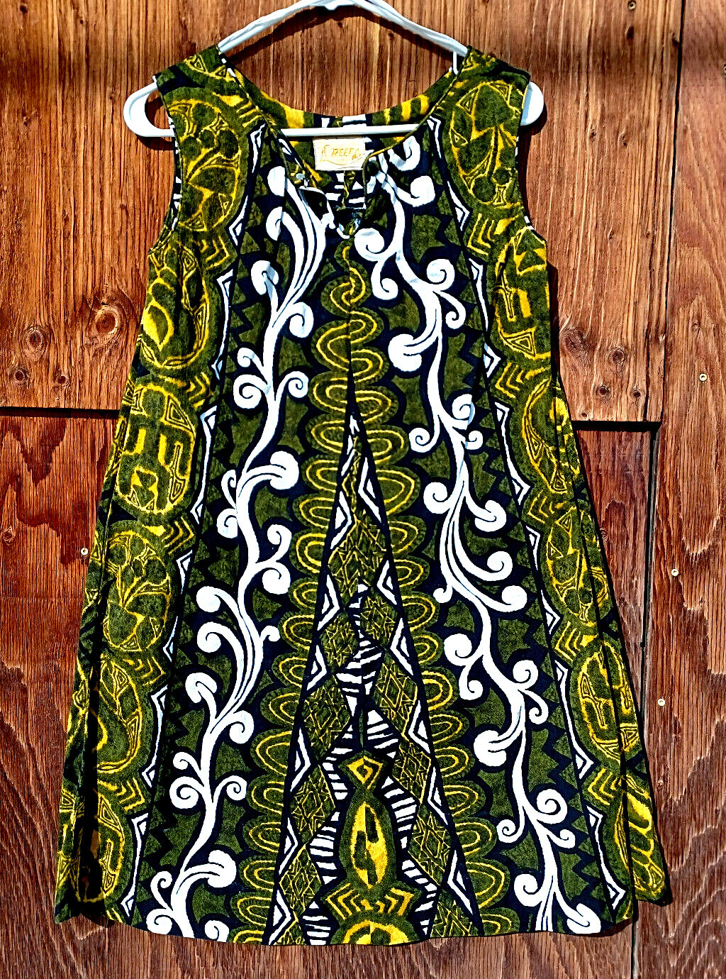 Vintage 60-70’s Size S/M Bright Floral Cotton Barkcloth Muu Dresses and More