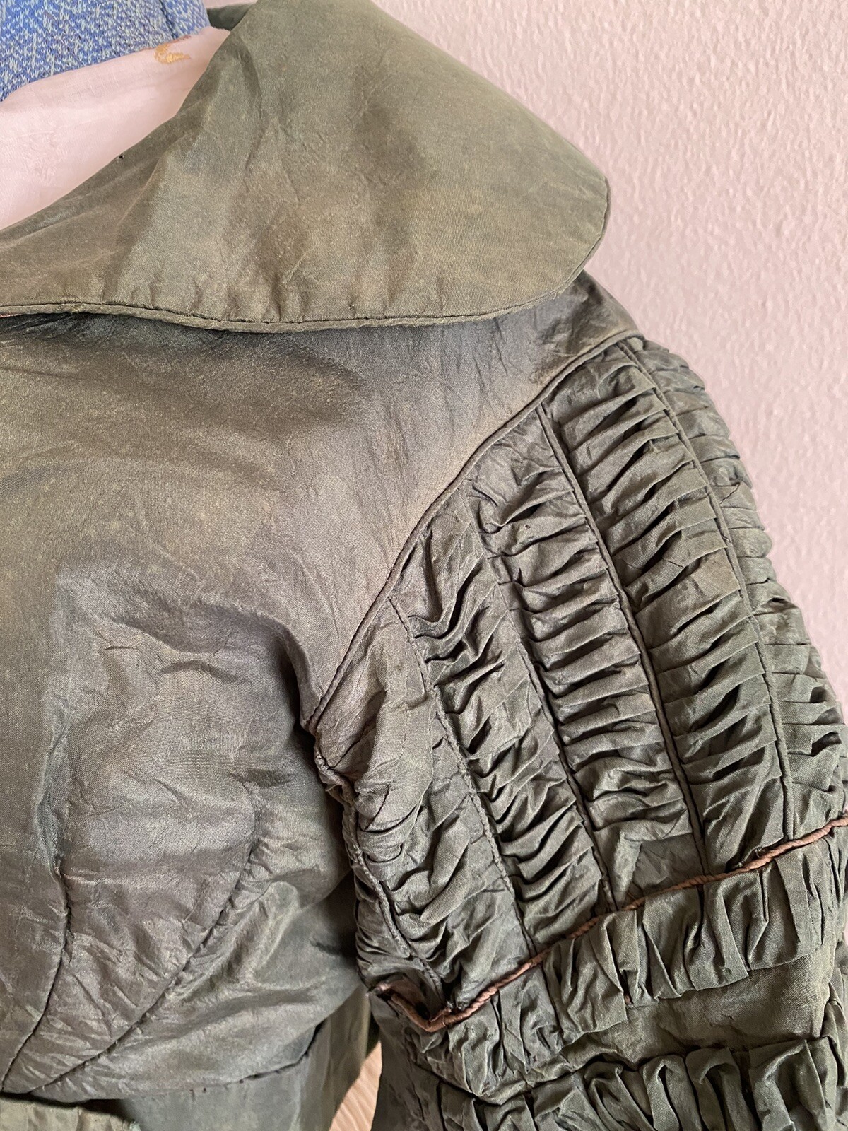 Rarest 1825 Regency Spencer Jacket Rich Emerald „Arsenic” Green Museum Quality!