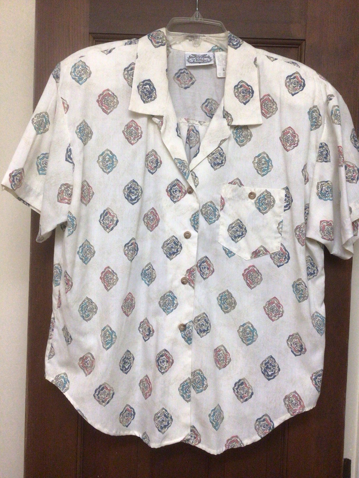 Womens Size L Blouse VILLAGER Button Print White Blue Tan Pink Vintage PreOwned