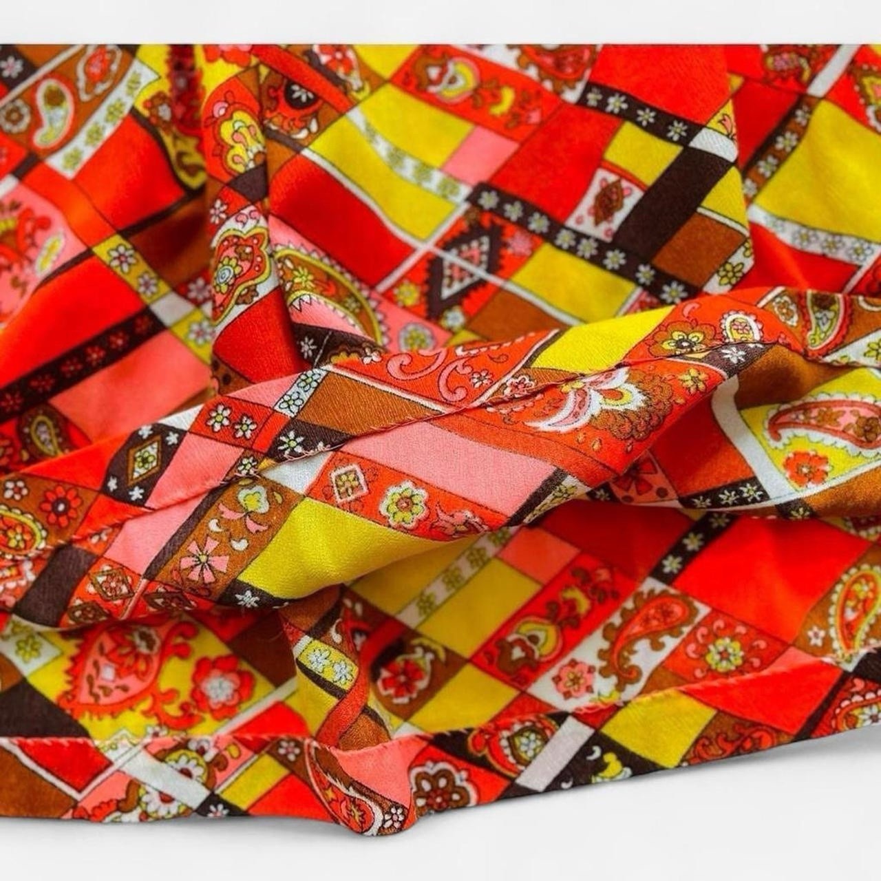 Vintage Retro 60s 70’s Polyester Paisley Orange Yellow Pink Brown A-Line Skirt