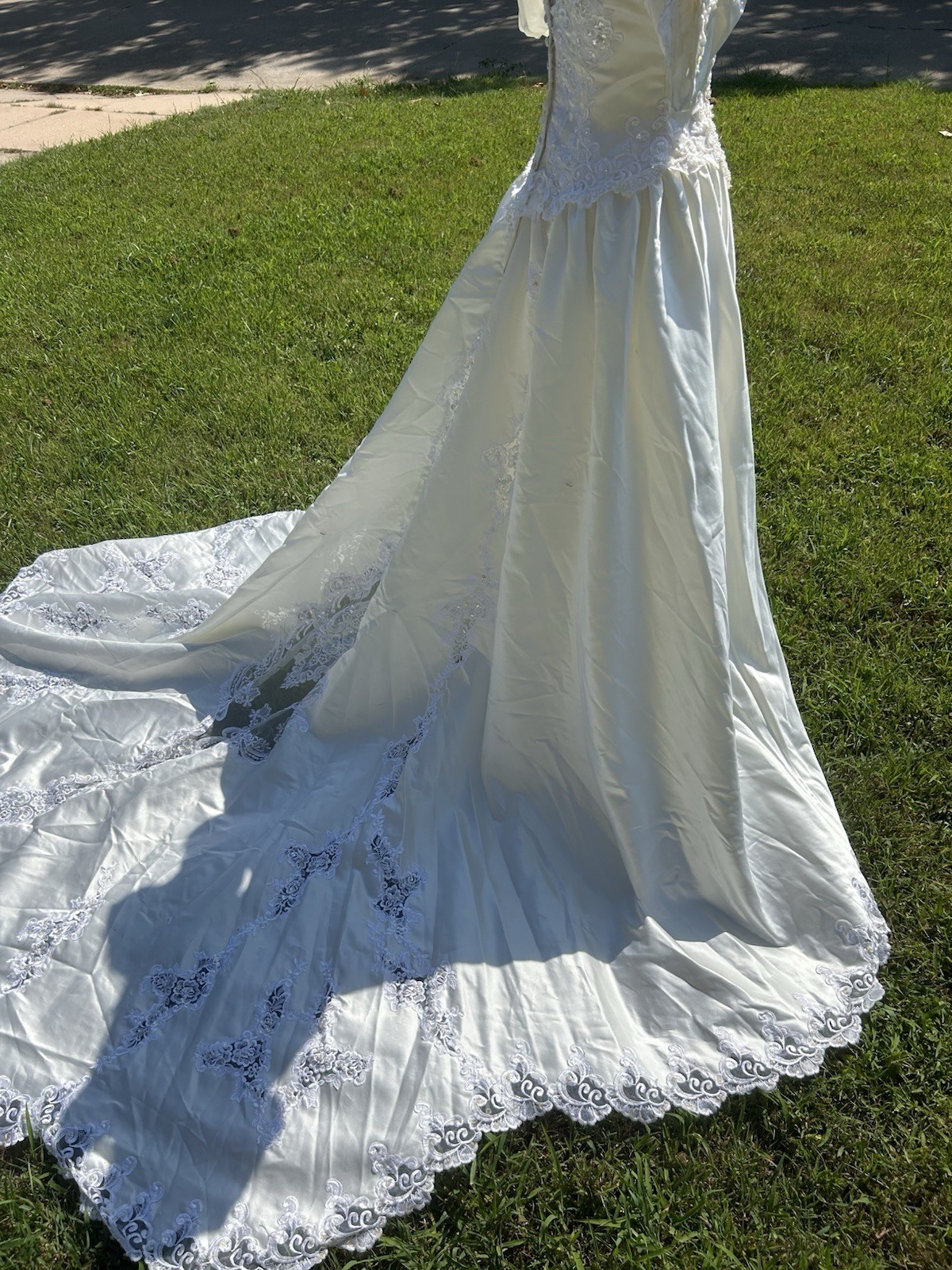 Vtg 80s Ivory Satin Beaded Bride Wedding Dress Short Sleeve Long Train Size 14