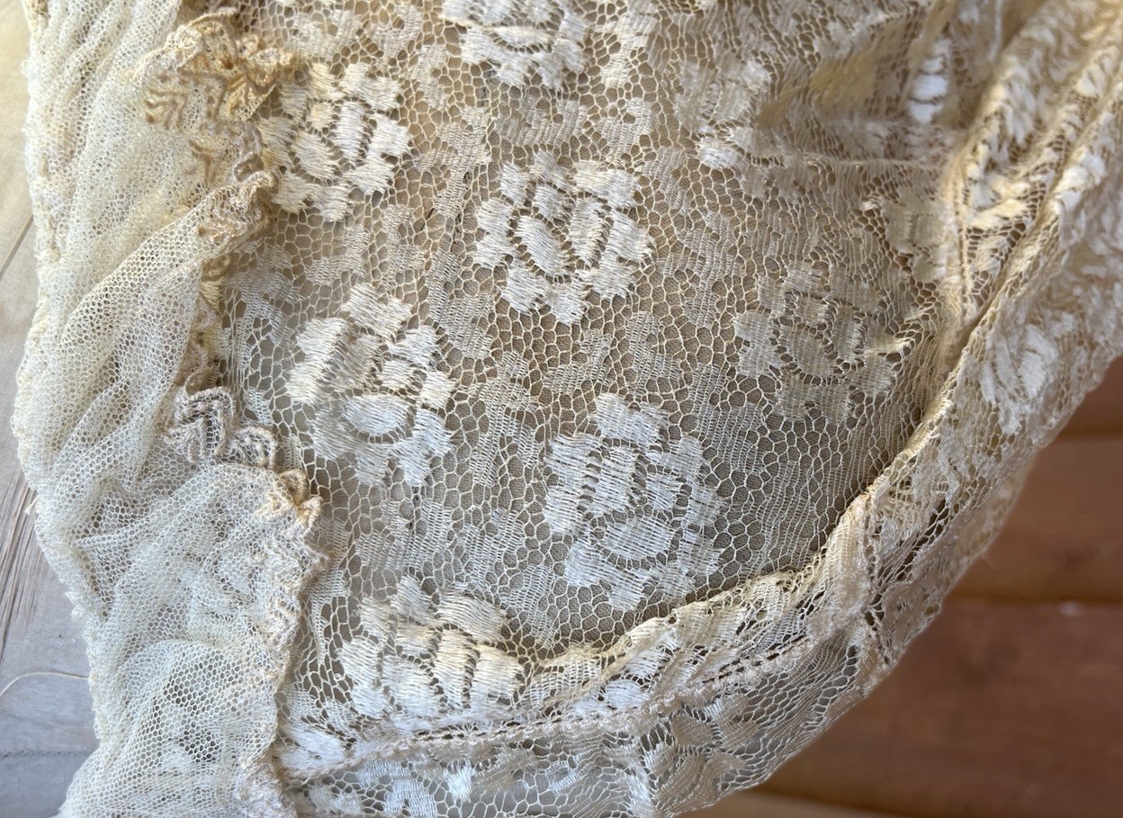 Ladies Edwardian, Floral Lace Blouse, Long Sleeves, Cloth Covered Buttons