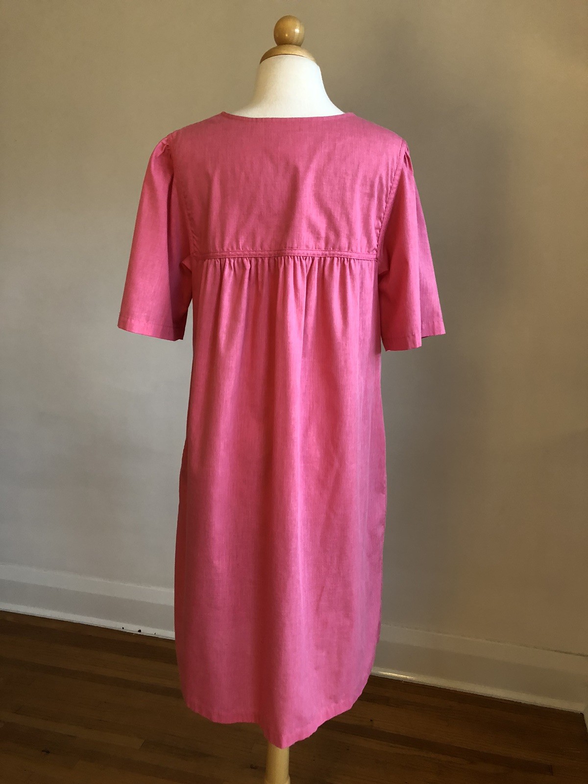 ADORABLE VTG NATIONAL Pink Cotton White Embroidery Housedress Loungewear SZ M