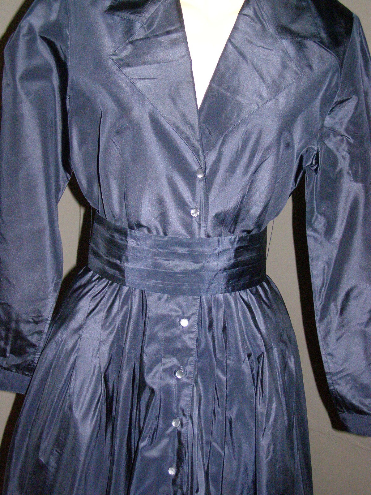 Vintage 80’s dark navy-blue button-down SHIRT DRESS S M silk LIZ CLAIBORNE full