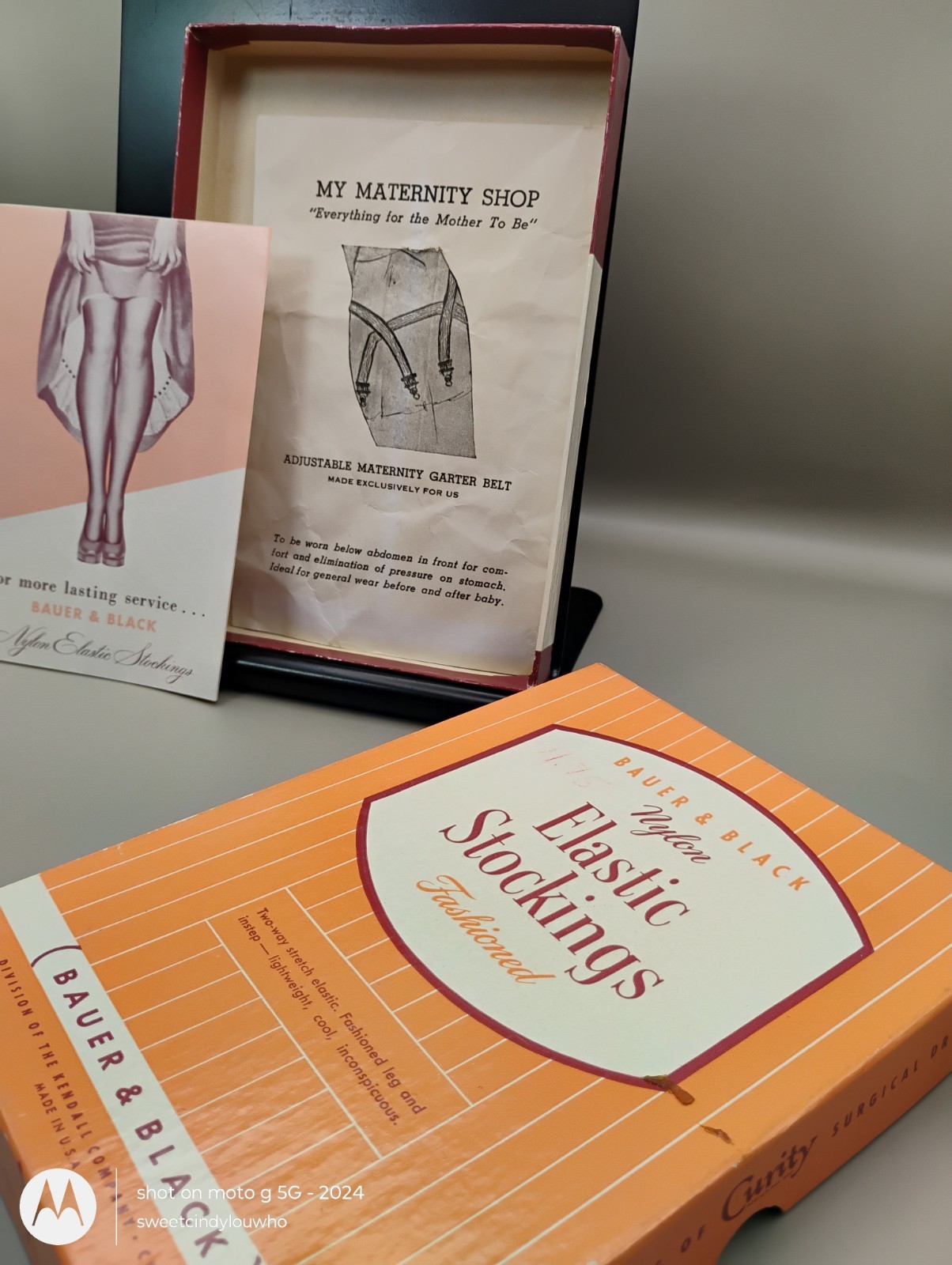 Bauer and Black brand Nylon Elastic stockings 1950s EMPTY box with literature