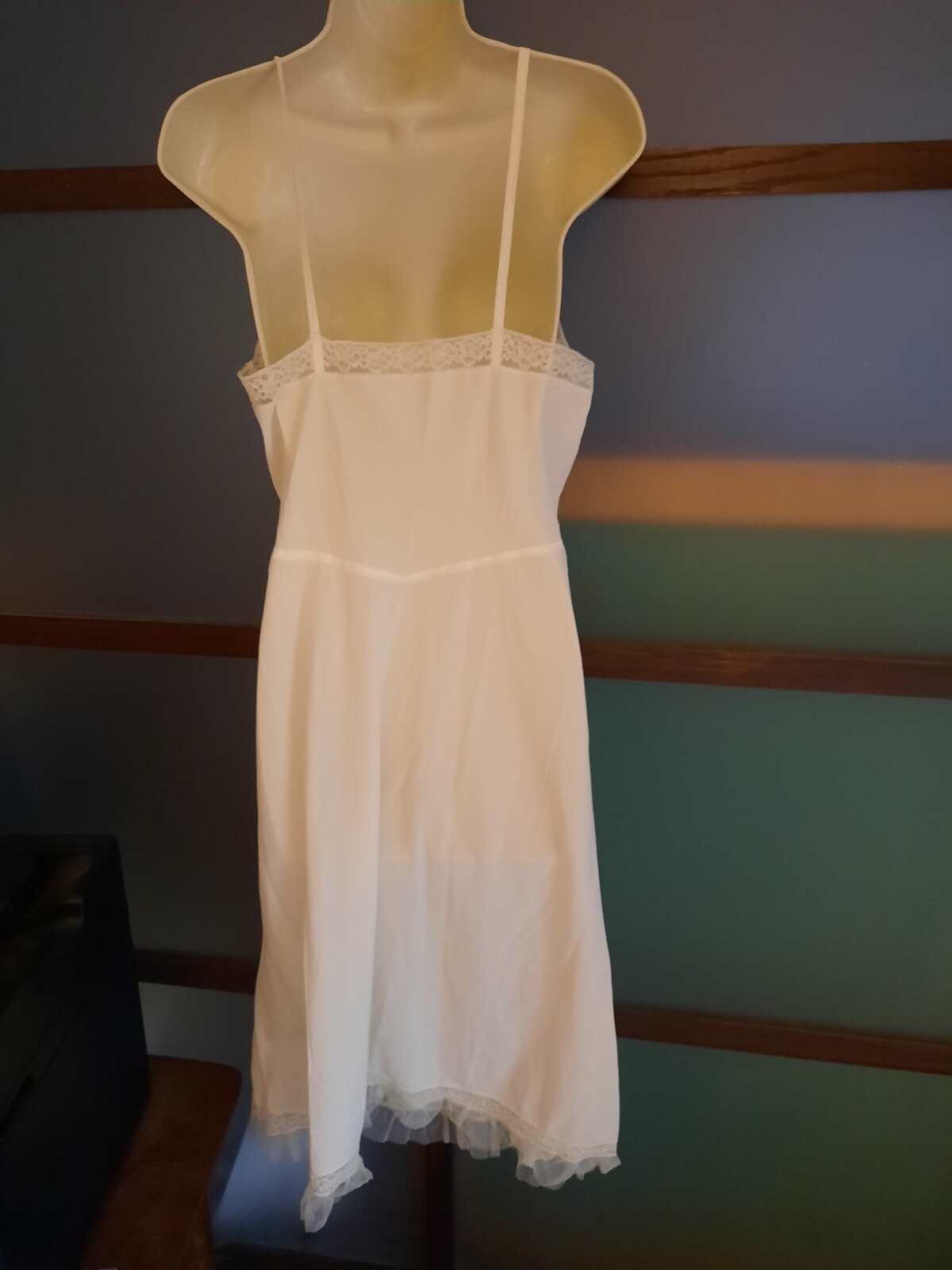 Rhythm Lingerie Ivory/Off White Full Slip 1940’s Size 36 Lace Tulle Hem Nylon