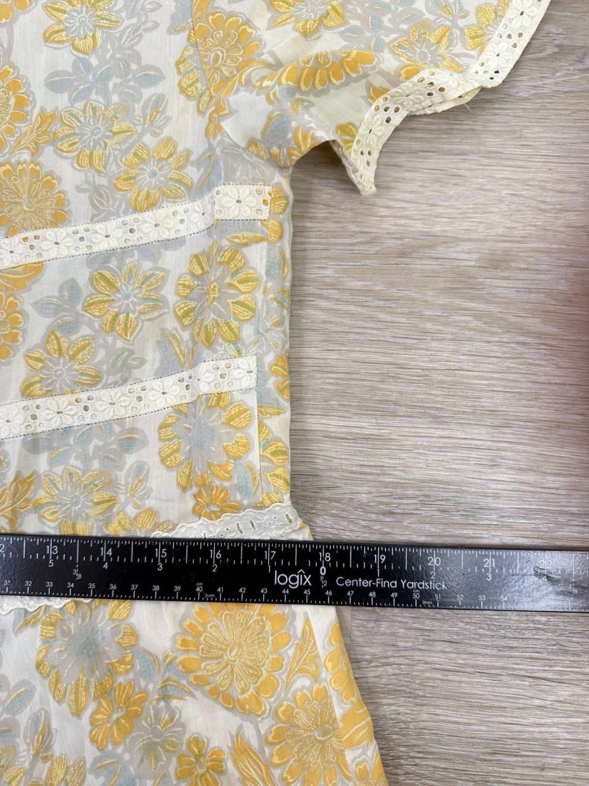 Vintage 70s Yellow Retro Floral Handmade House Dress Housewife Lace Trim