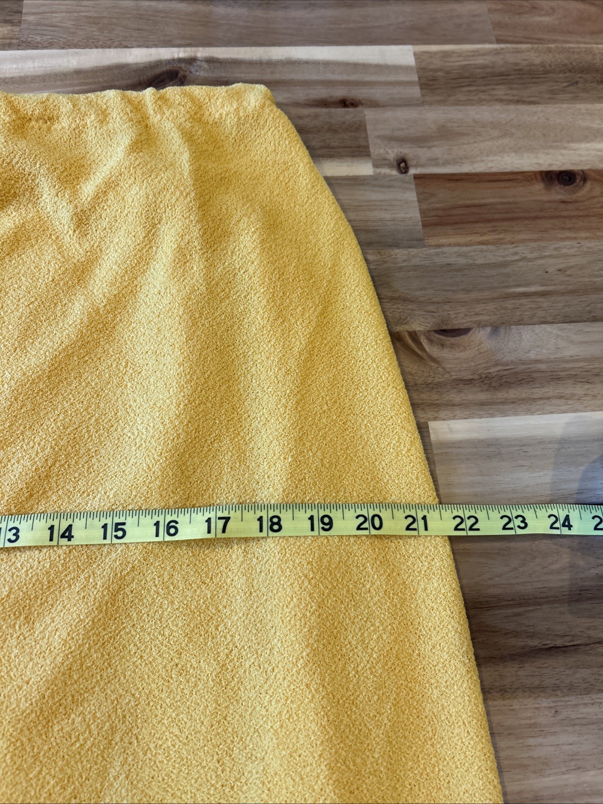 Vtg Talbott Traveler Women’s Two Piece Top & Skirt – Yellow W/ Navy Blue Drops
