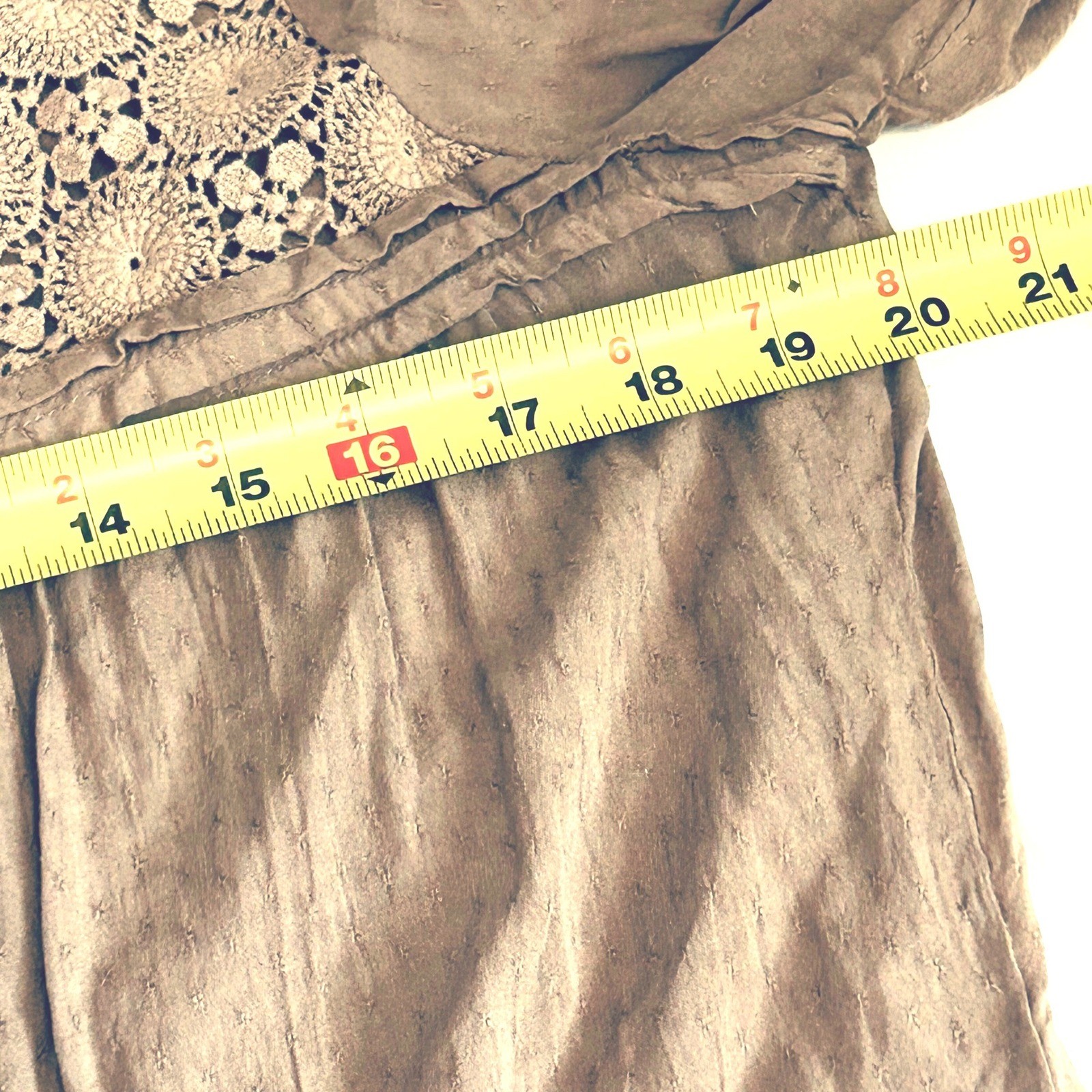 Solitaire Ravi Khosha crochet BOHO chic tan top rayon cotton lightweight tunic L