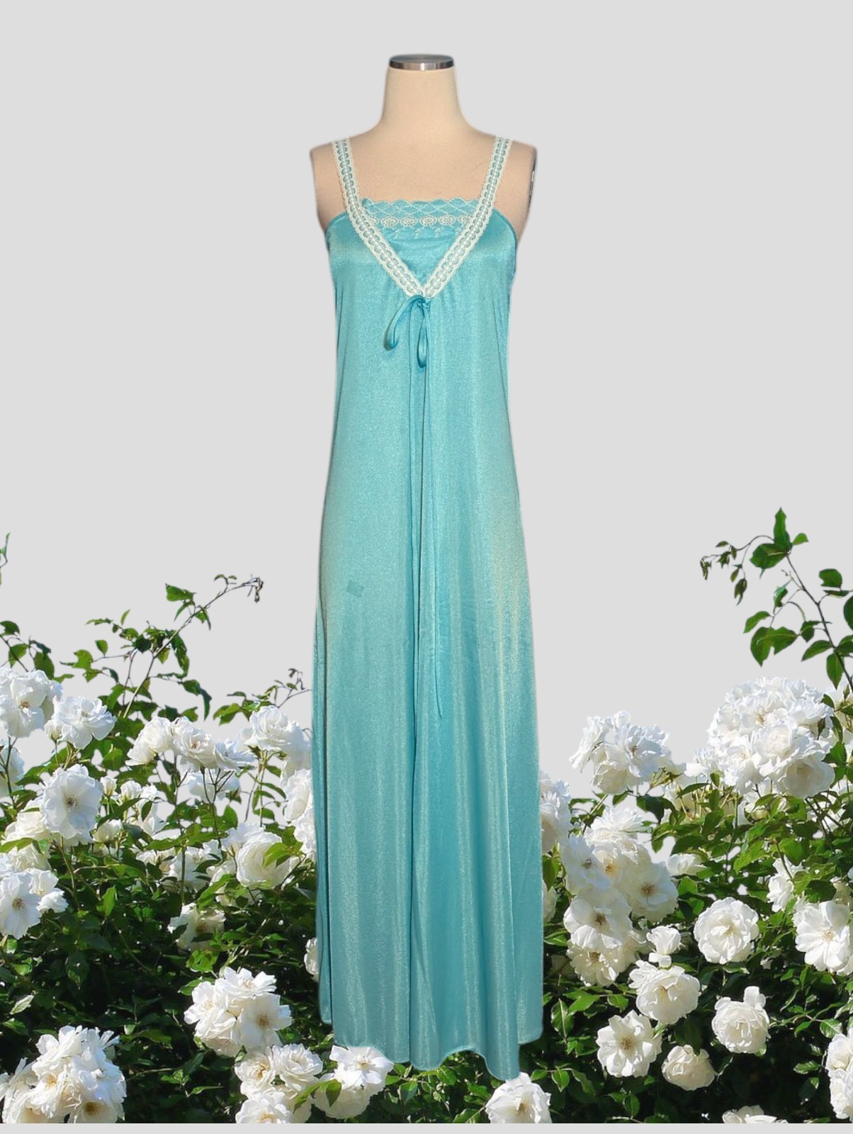 UNDERCOVER WEAR Turquoise White Lace Trim Sexy Maxi Nightgown Women’s Small VTG