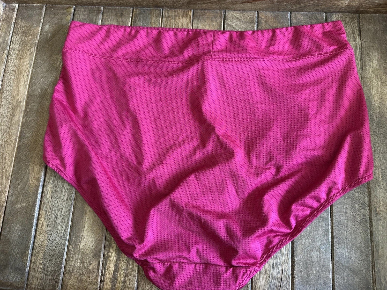 Vtg Olga by Warners 9 2XL Hot Pink Silky Brief Panties Panty