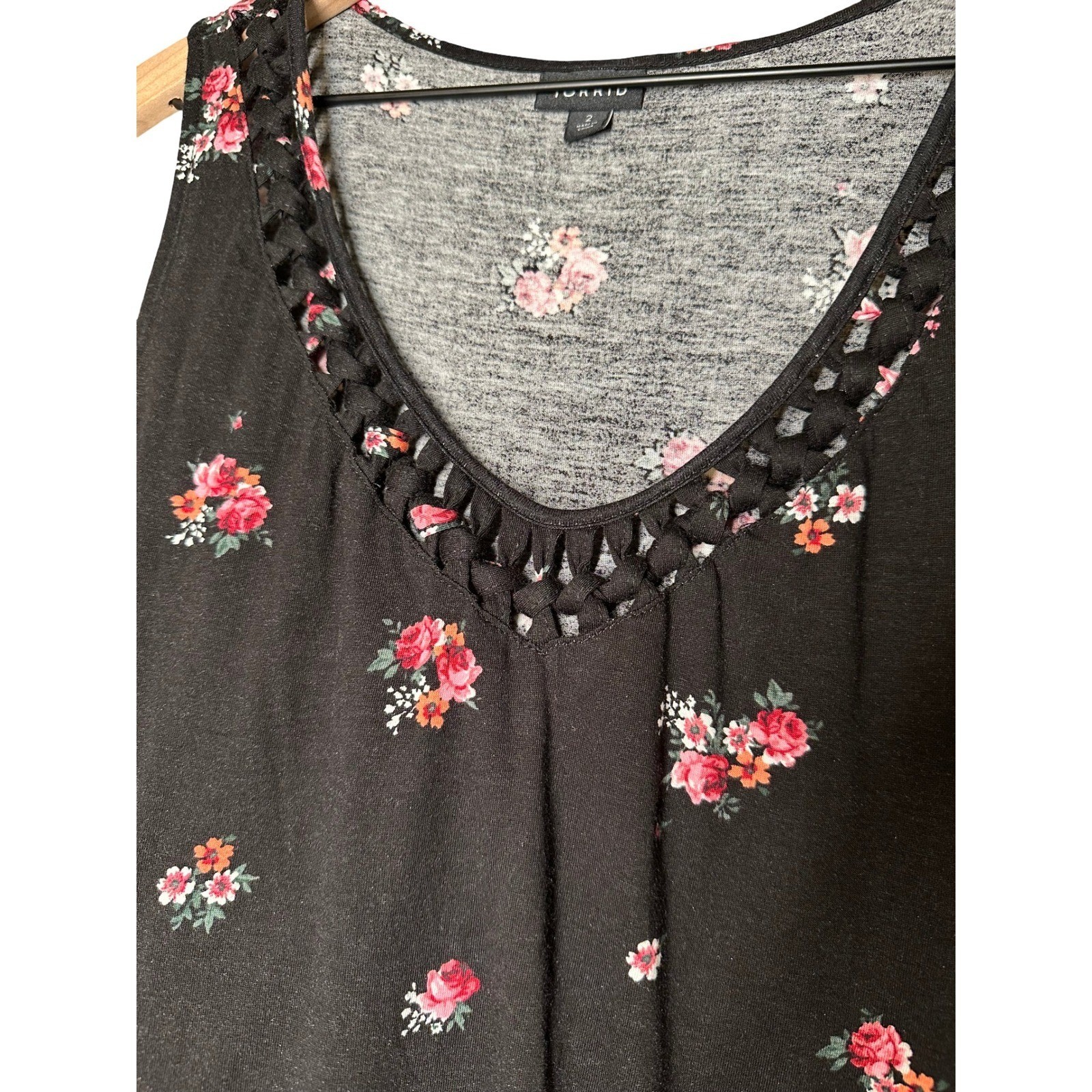 Torrid Size 2 Black Floral Lattice Neck Tank Top Cotton Modal Plus Size