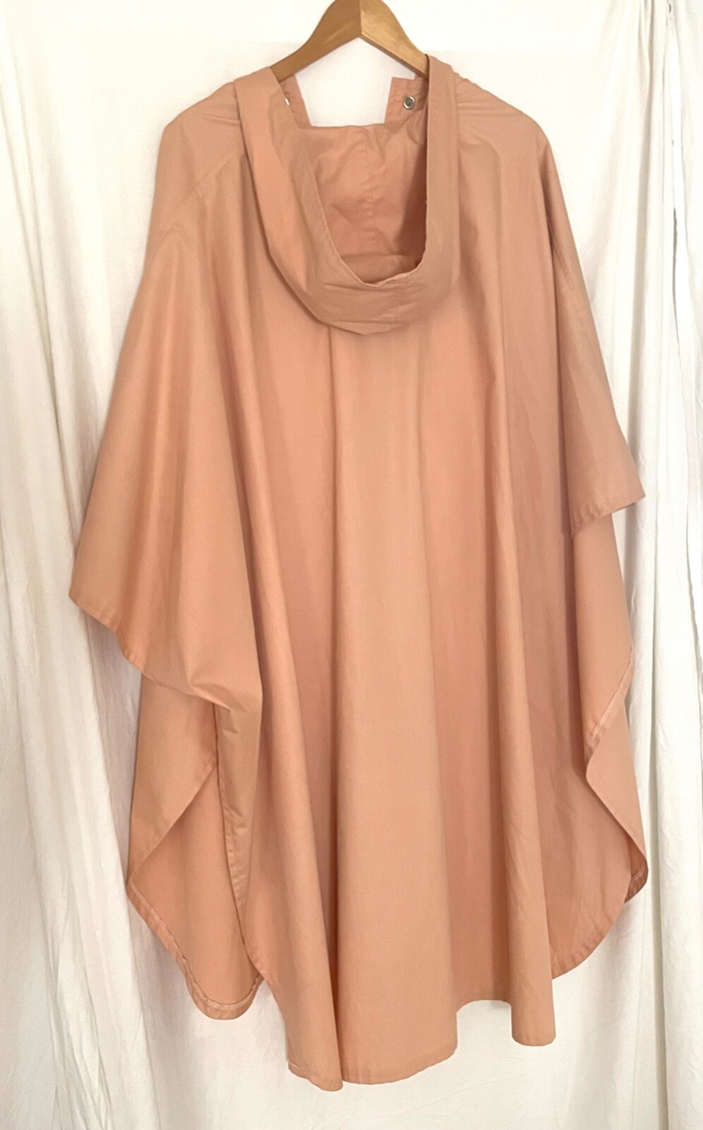 Vintage Peachy Coral Orange Oversized Hooded Cape Flowy Boho Lagenlook 60s 70s