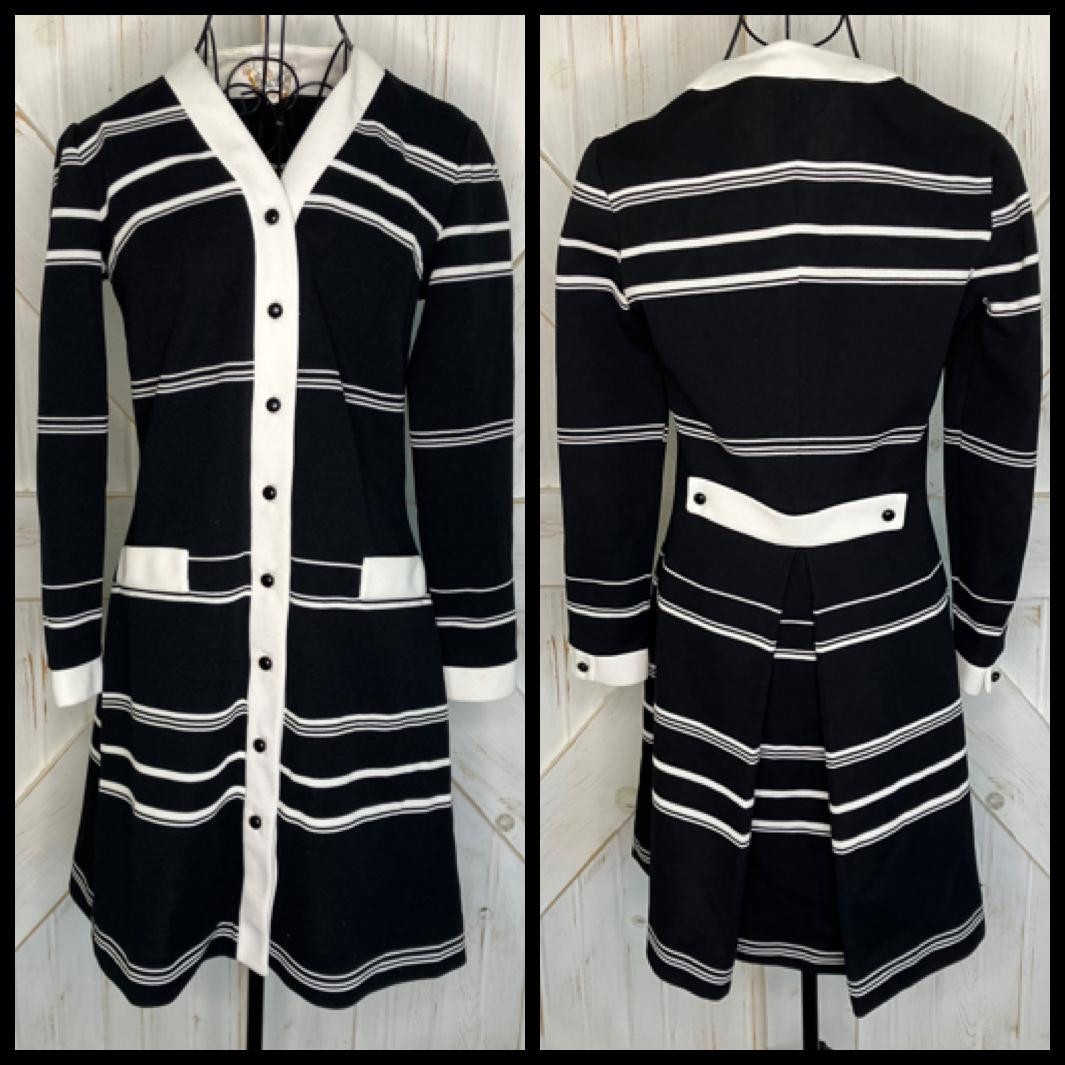 60’s Vintage Butte Knit Black White Stripe Jackie Mod Go Go Twiggy Mini Dress