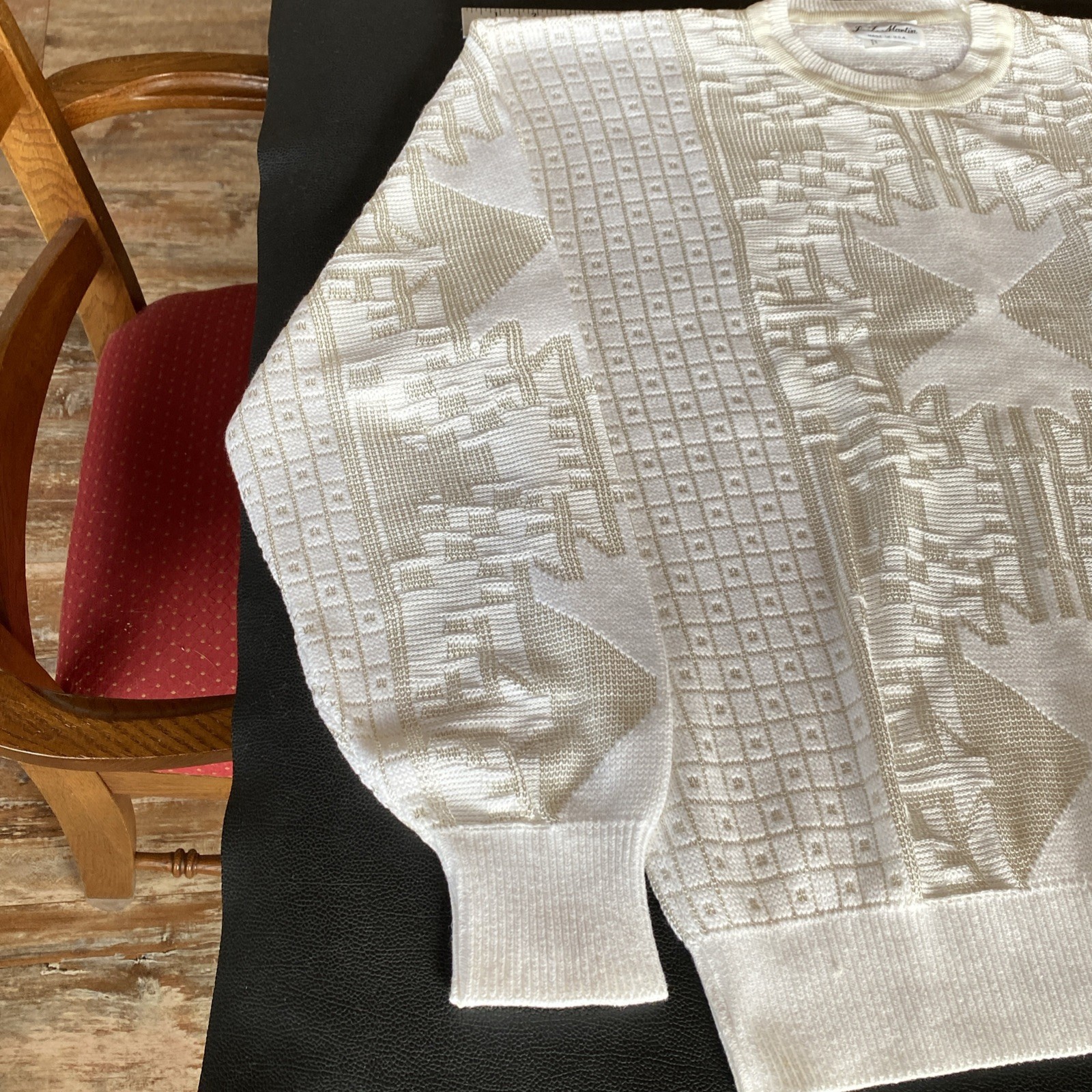 VTG 1970s JT MARTIN Mens WHITE 2 Tone Abstract Geometric Knit Sweater 65% Cotton