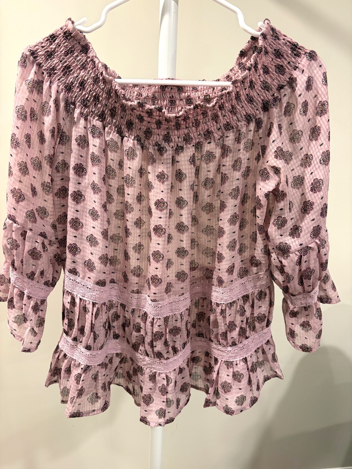 Vintage Boho Smocked Off The Shoulder Blouse M Mauve Pink Lace Ruffle Festival