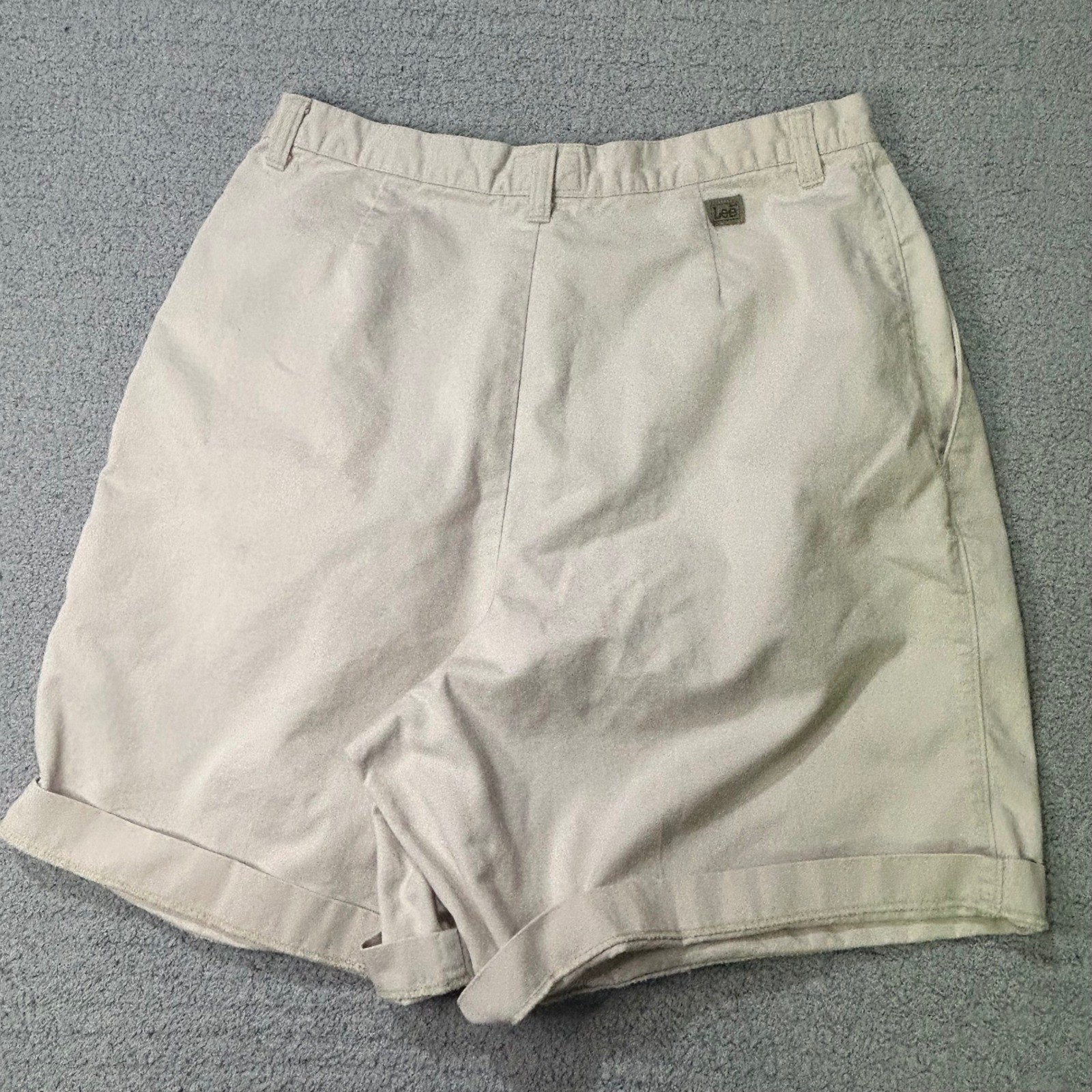 Lee Shorts Vintage 70s Bareback Ribcage High Waisted 16 MED Khaki Pleated