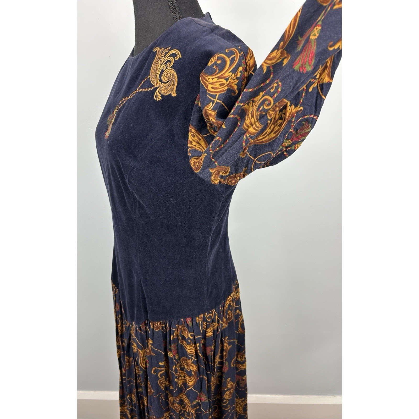 Donna Morgan Vintage Navy Velvet Paisley Midi Dress Gold Tassel 80s Size 11/12
