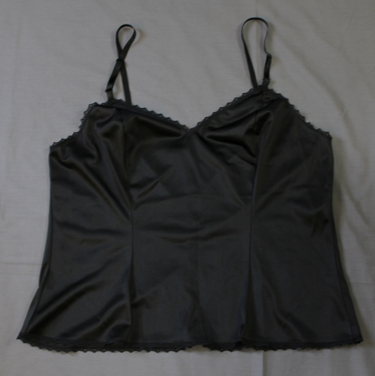 VTG Lot Of 5 Size Large Lingerie 2 Camisoles 3 Half Slips Asstd Lengths & Brands