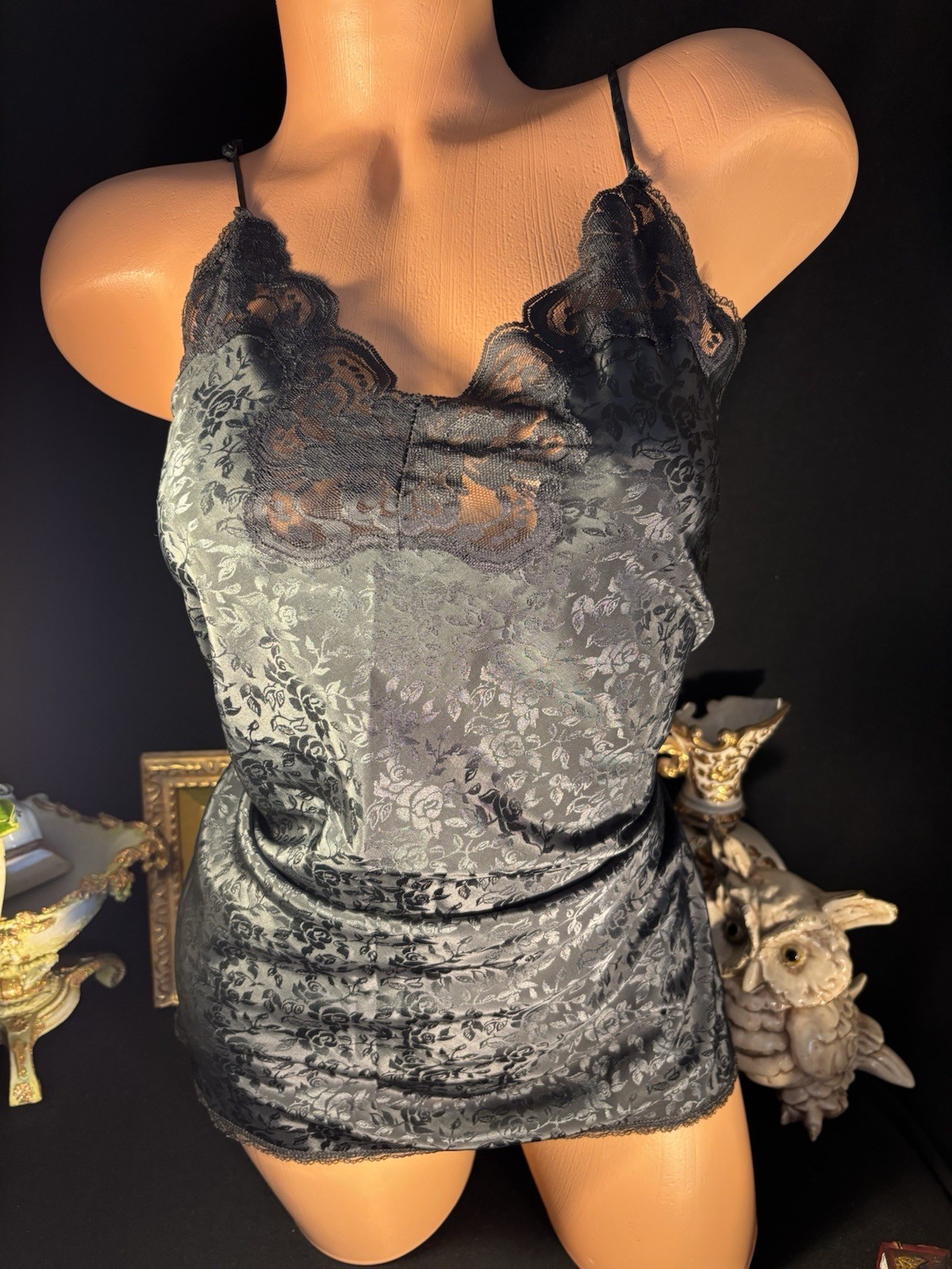 Vtg Satin Shiny Jet Black Nightie Babydoll Gown share Chantilly lace nightgown
