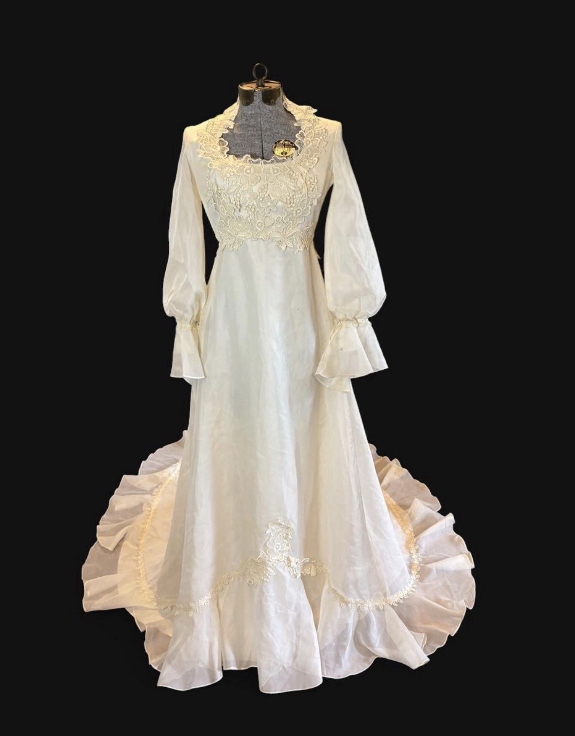 True Vintage Union Made 1970s Prairie Ivory Wedding Dress Size 10