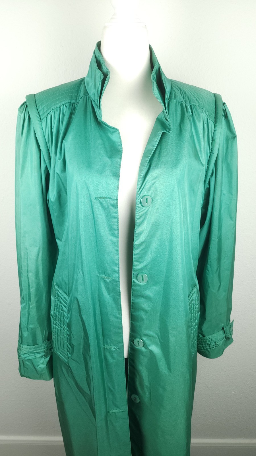 Vintage 70s 80s Green Raincoat Trench Belt Water Resistant Shoulder Pads Size M