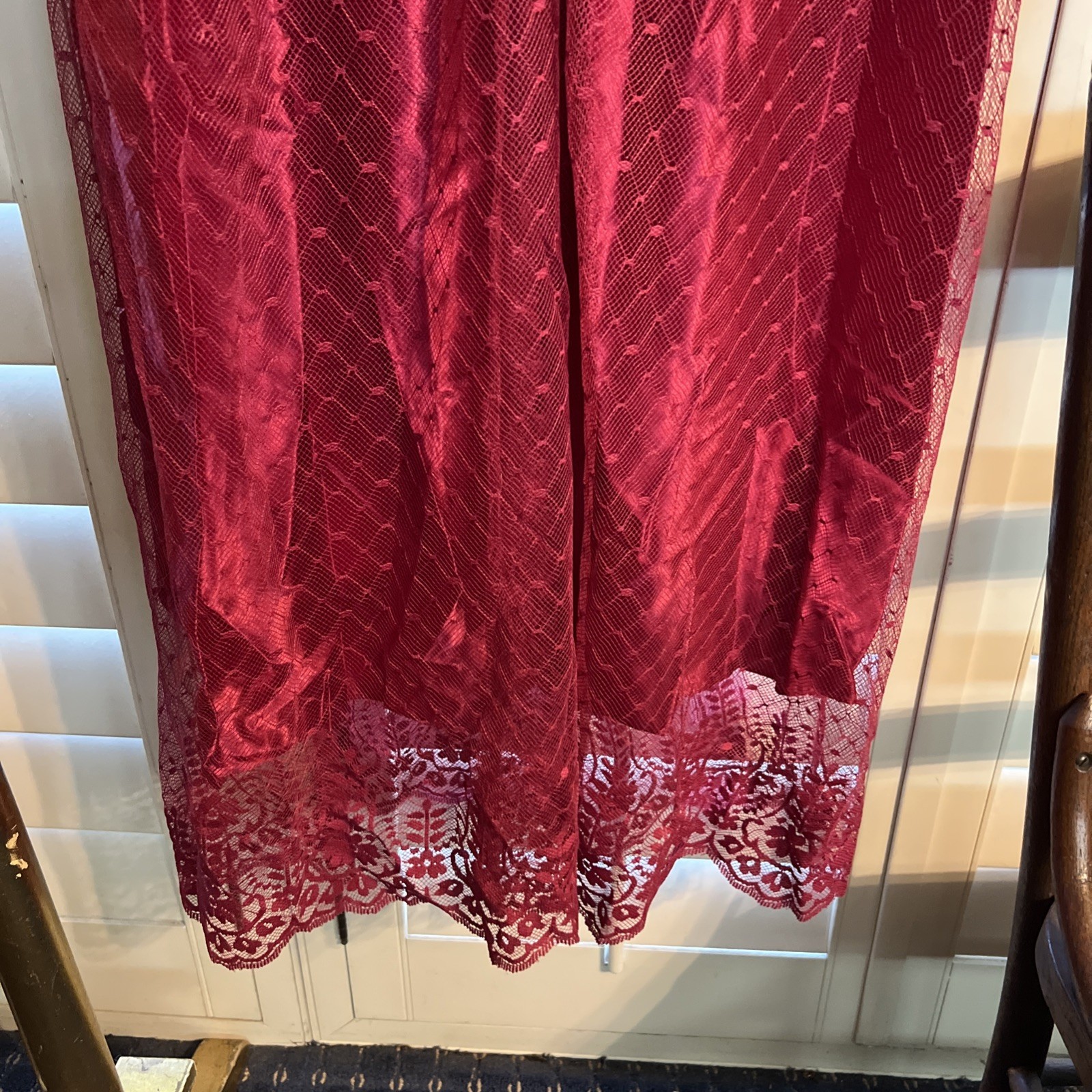 Vintage 1970s (?) Formal Burgundy Lace Over Satin Maxi Dress Junior Sz 13/14