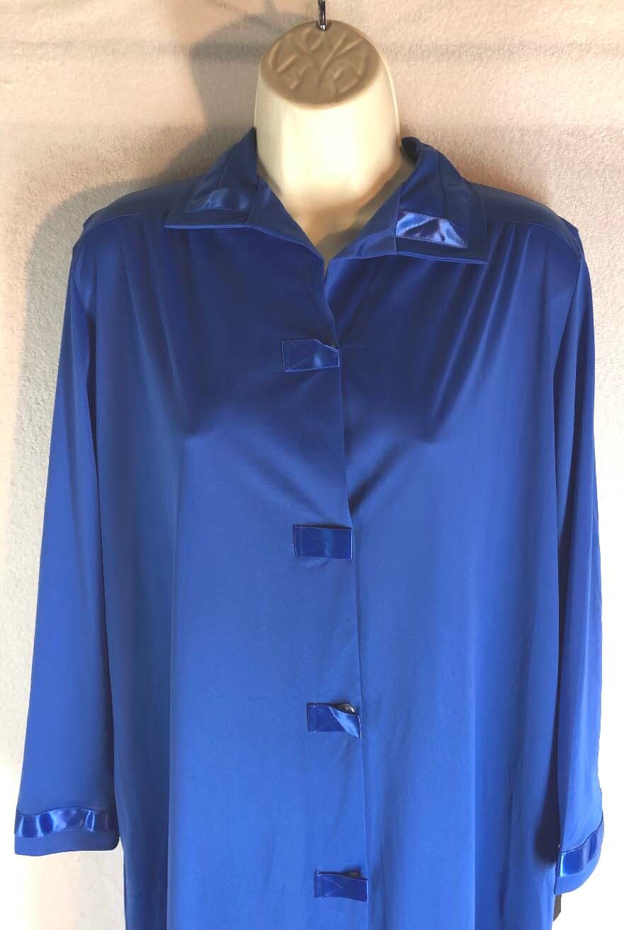 Vintage Henson Kickernick robe sz S 100% Nylon Button Front Royal Blue NOS