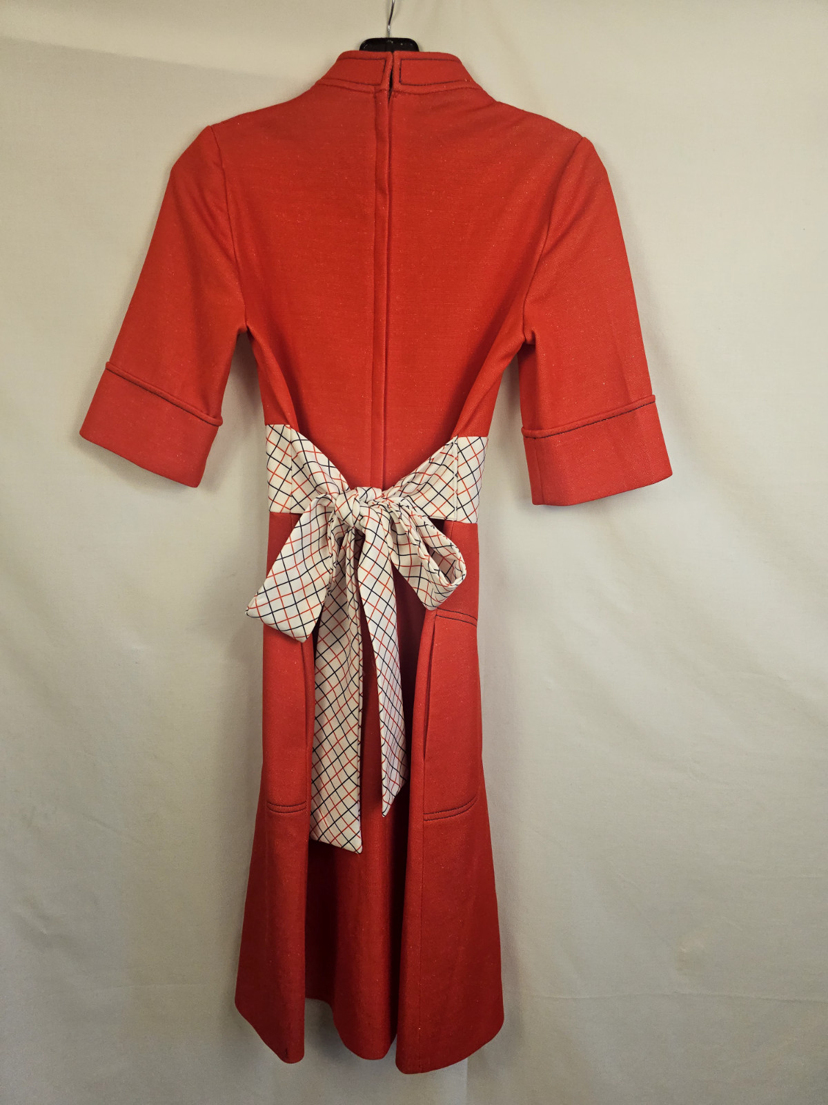 Vintage 1960s Red Polyester Dress With Mandarin Collar Front Circle Pockets 6