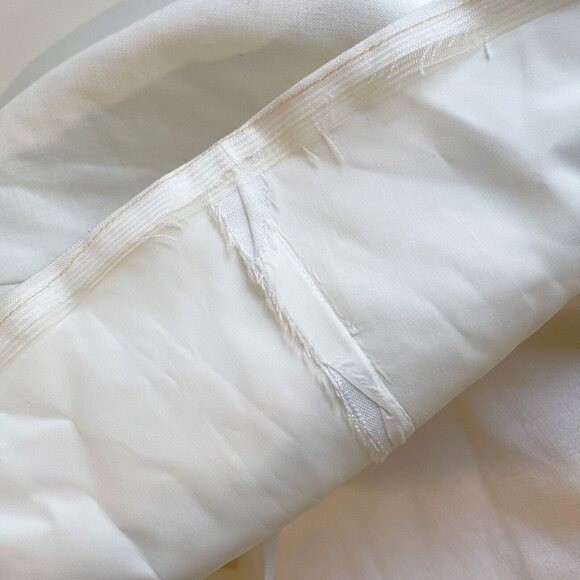 Alfred Angelo Edythe Vincent Vintage Wedding Dress White XS Lace Hook Eye 70s