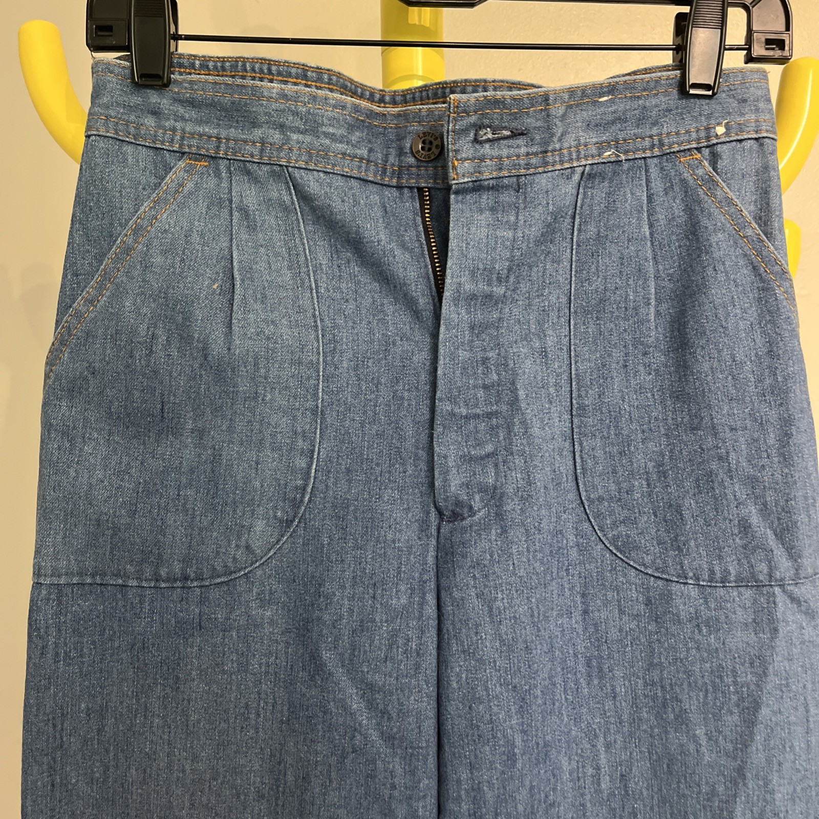 Vintage Levi’s Wide Leg Flare 60s 70s Talon Zip Orange Tab Denim Jeans