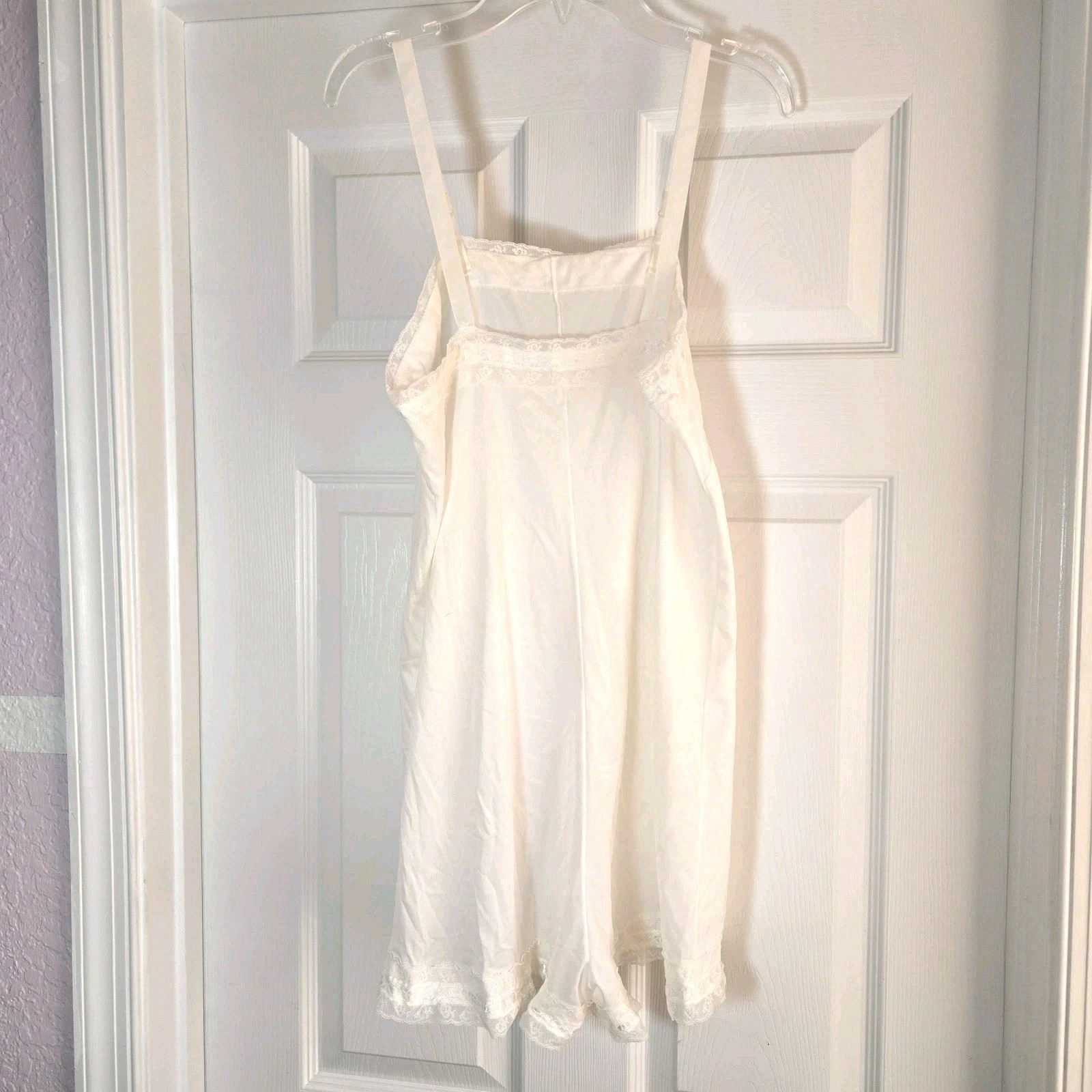 Teddy Shorts Romper Vtg Ivory Lace Trim Lingerie Size S Adjustable Straps USA