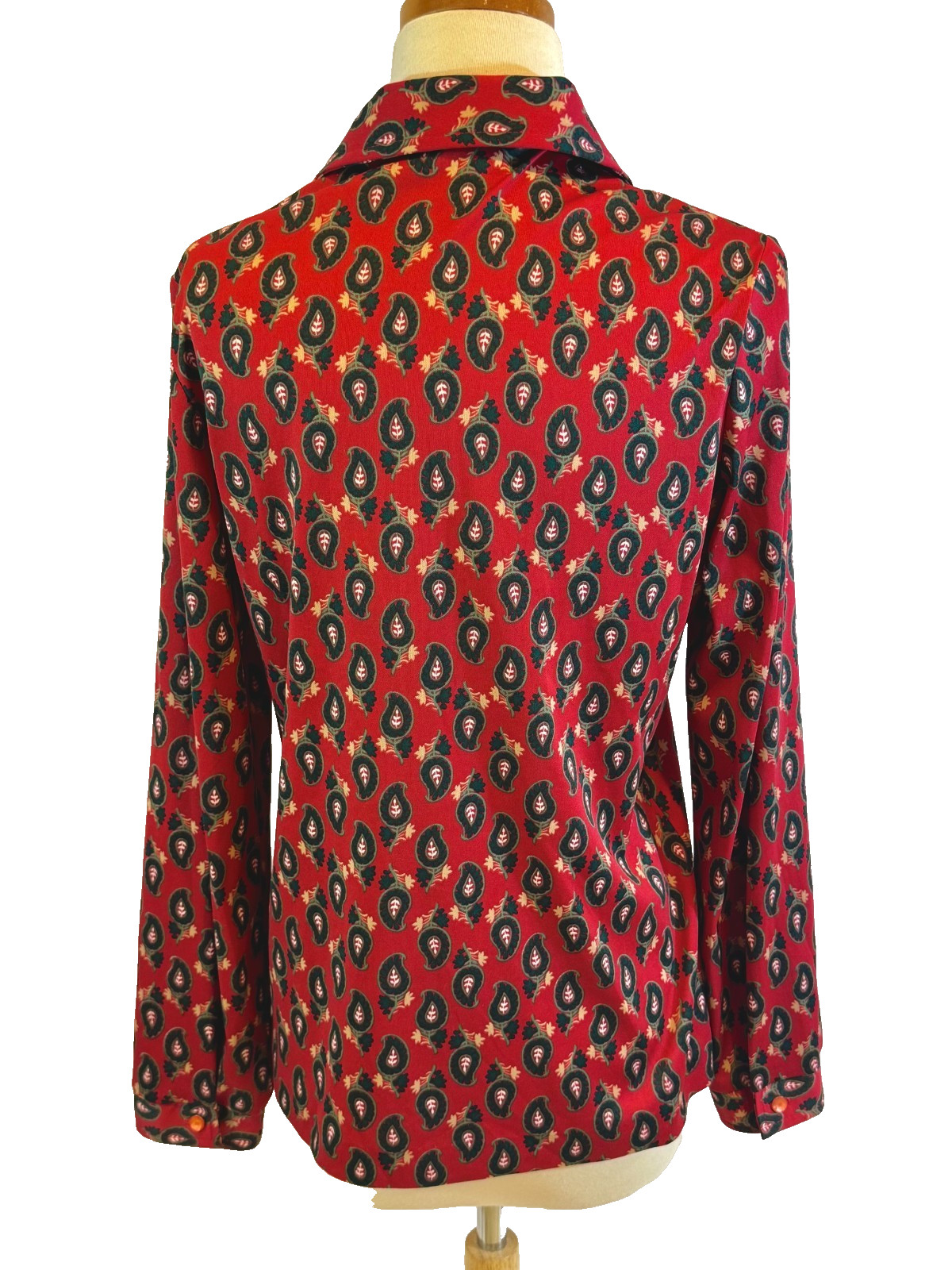 1970s Graff Californiawear Red and Navy Polyester Knit Paisley Blouse – S/M