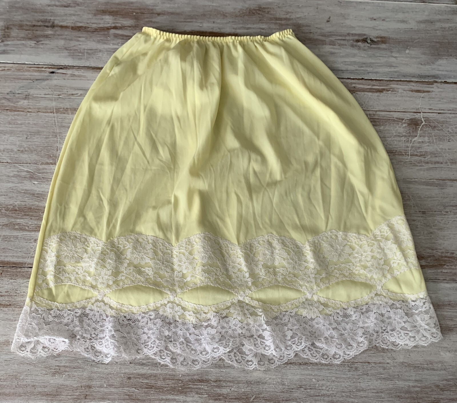 Greenco Maid Vintage Size 6 Medium Sunny Yellow Half Slip White Lace Detail
