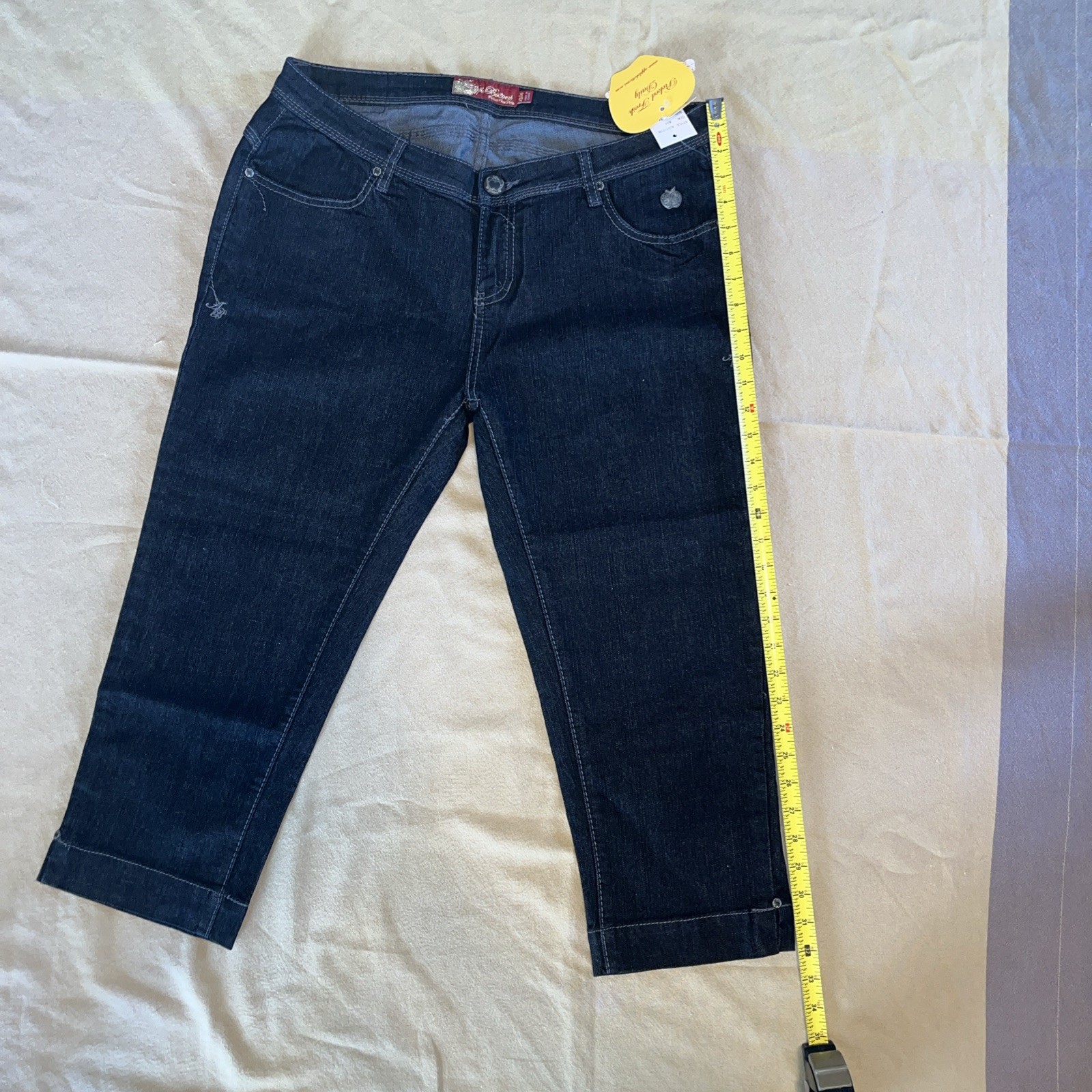 Apple Bottoms Jeans 13/14 Black Capris Embroidered Pockets New with Tag Vintage