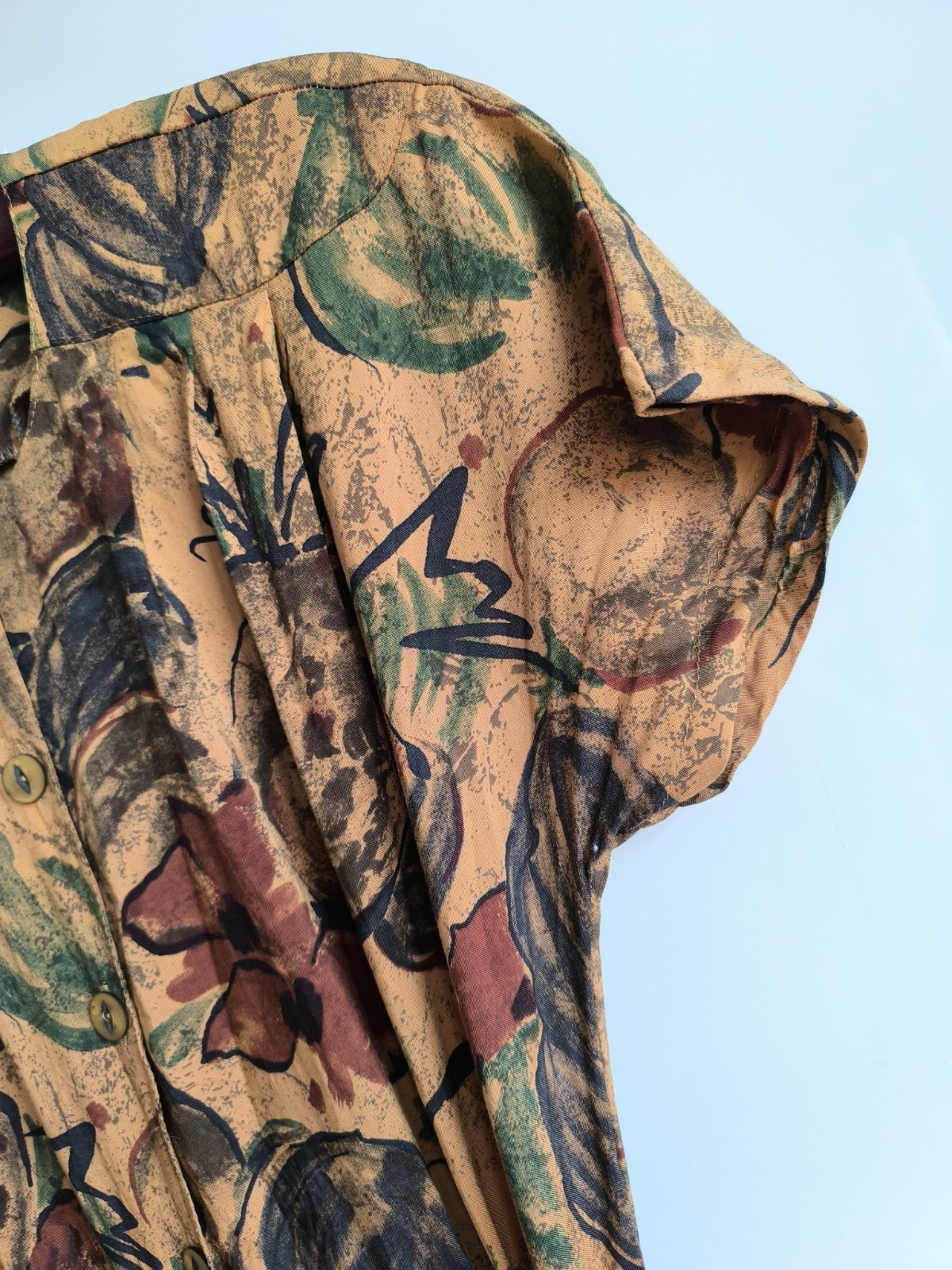 Beautiful vintage women’s brown floral viscose overalls, 80s