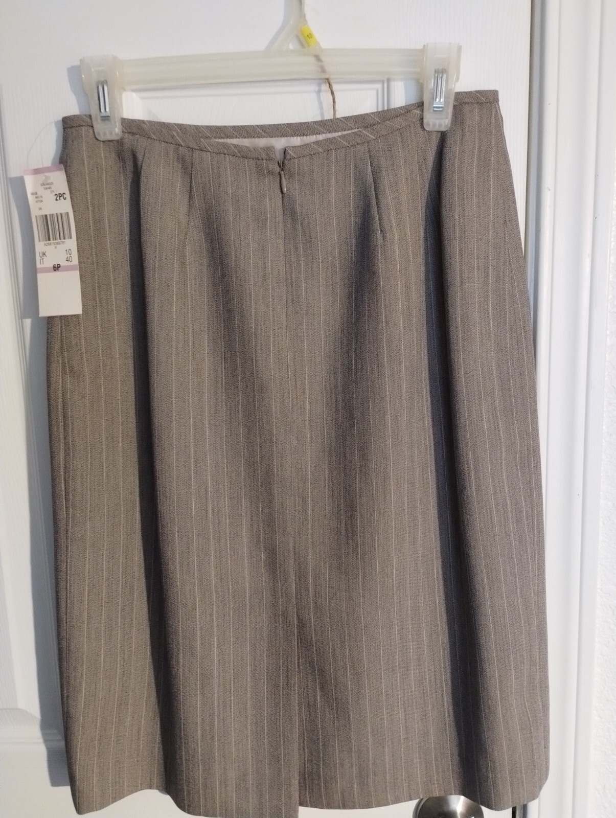 Le Suit Essentials Petite Safari NEW Beige Pin Strip 2 piece Jacket Skirt 6P