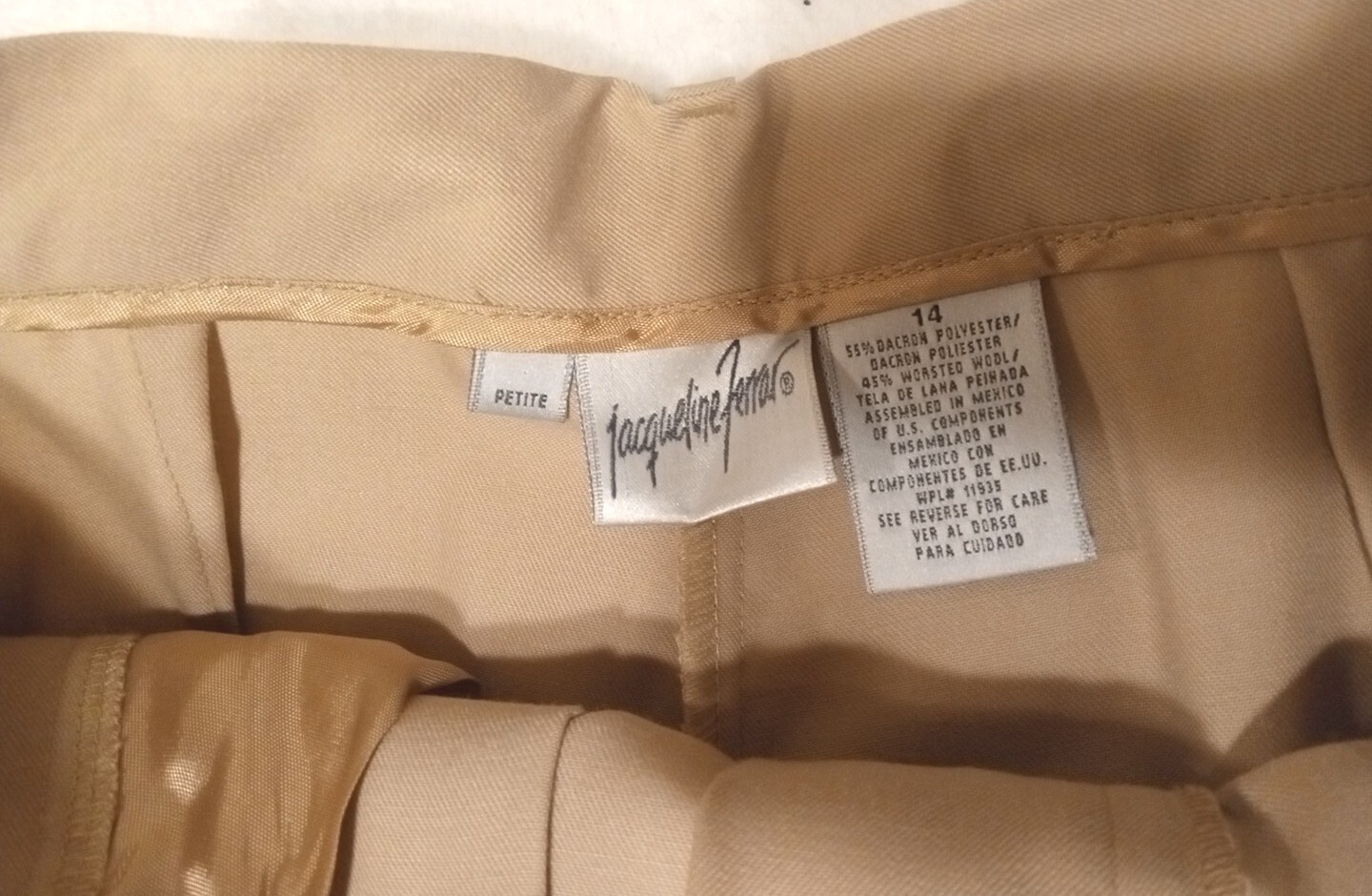 Vintage Jaqueline Ferrar Taupe Suit Pants Size 14 Petite Length 27.5″ NWT