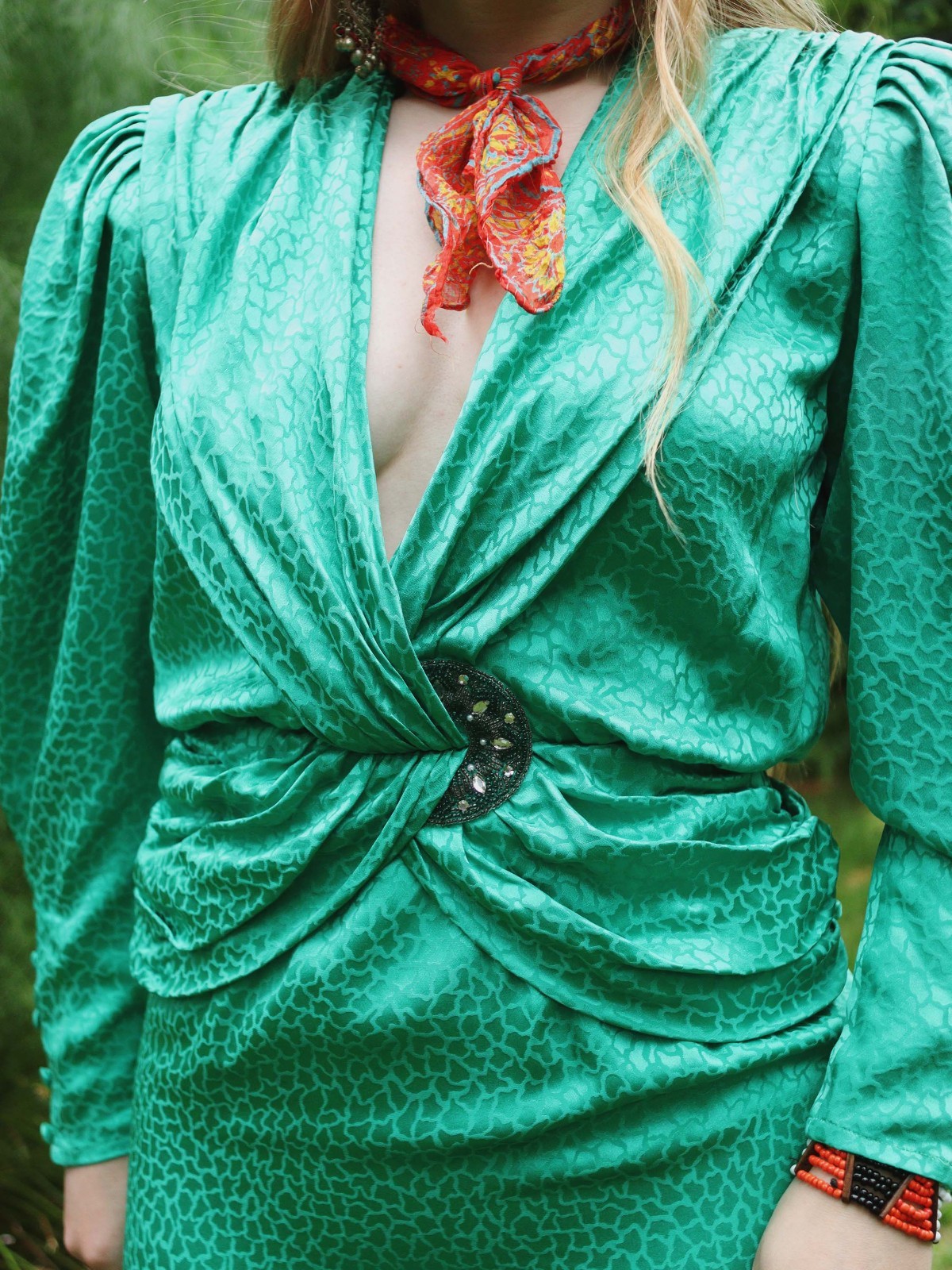 VTG 100% Silk Wrap Dress Francesca of Damon Starington Plunge Neck Judy Gemstone