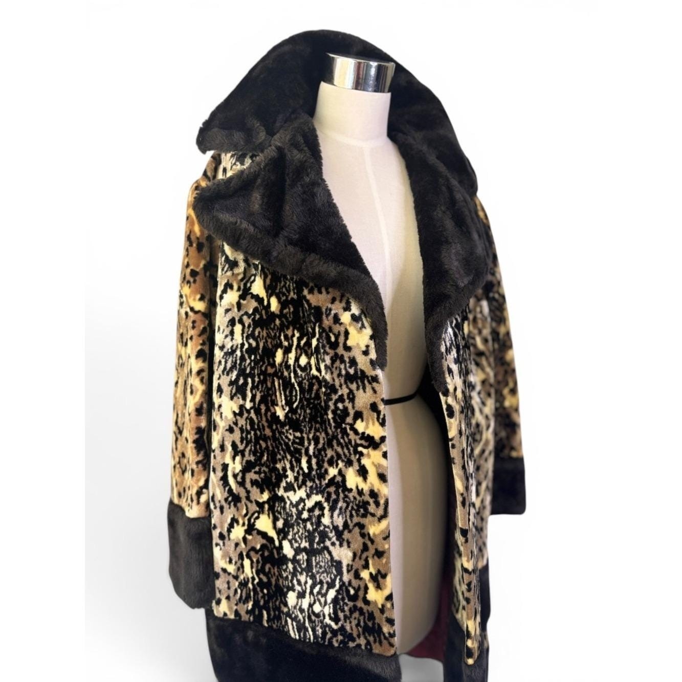 Vintage 1960s Leopard Animal Print Faux Fur Mod Glam Statement Jacket Coat M