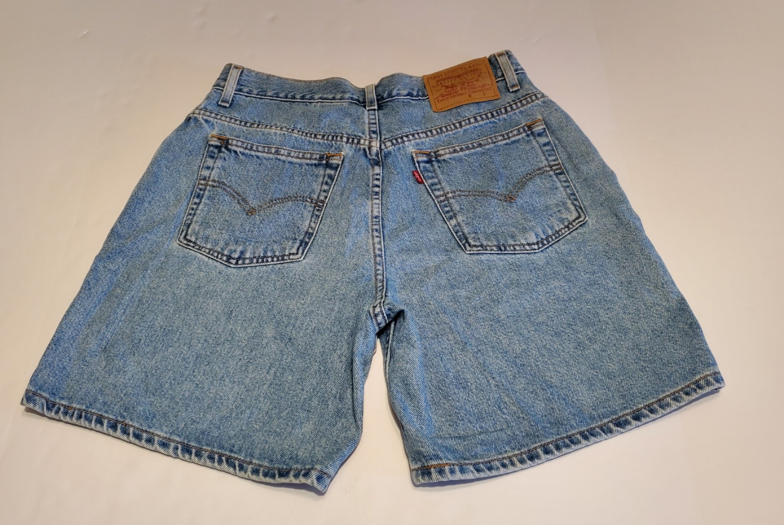 Levi’s Jean Shorts Women’s Size 13 Jr Junior High Rise Y2K 100% Cotton Levis