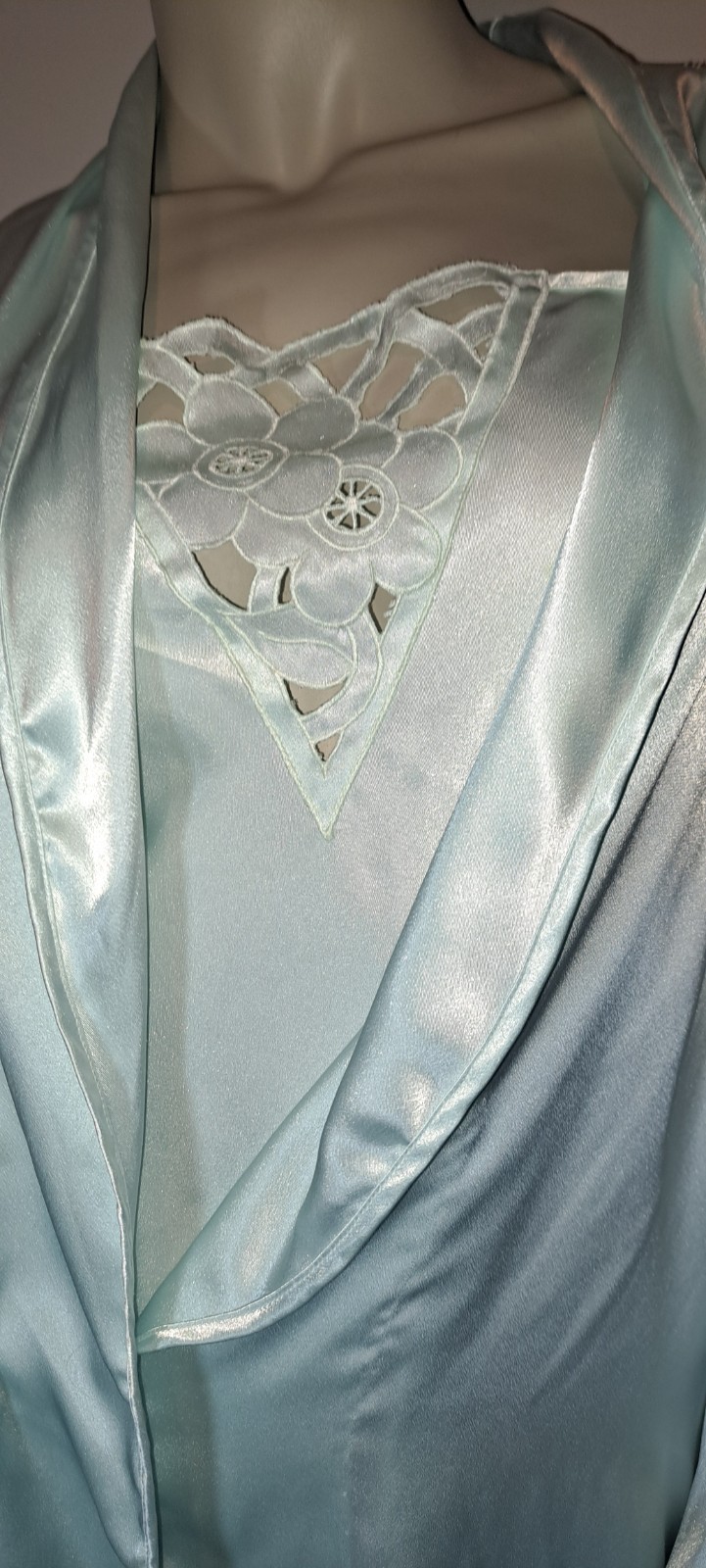 Ice Blue Short Shiny Poly Satin Peignoir Set Flirty Cut Out Trim Large Lingerie