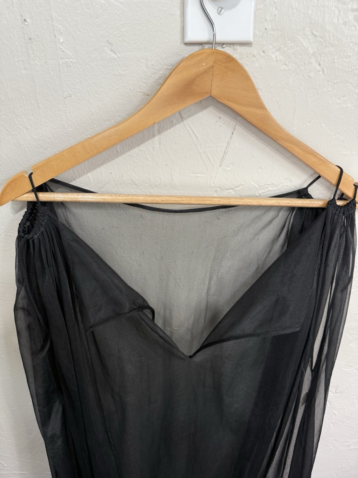 Vintage 60s Eyeful By The Flaums Nightgown Negligee Nylon 34 Black Grecian USA