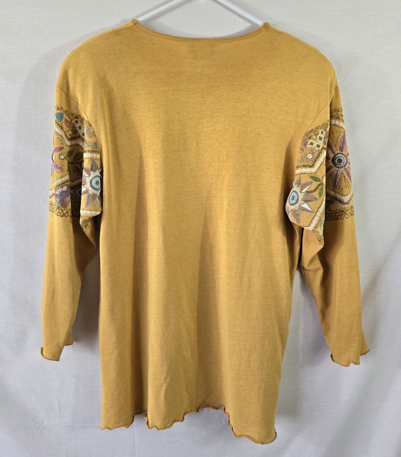 Vintage Nina St Claire Women’s Yellow Top With Shoulder Pads Measures Large